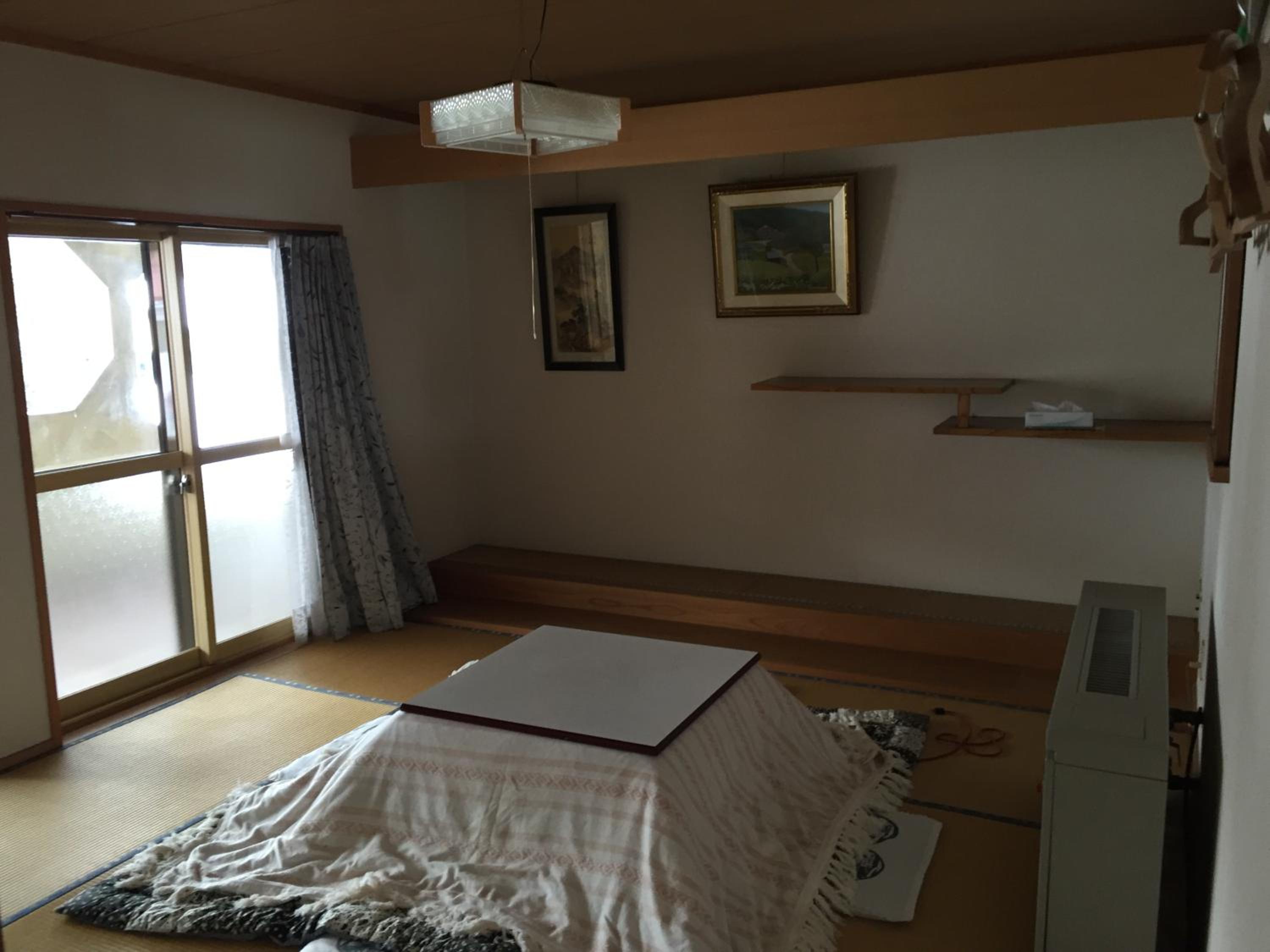 Japanese-Style Room with Shared Bathroom photo 1