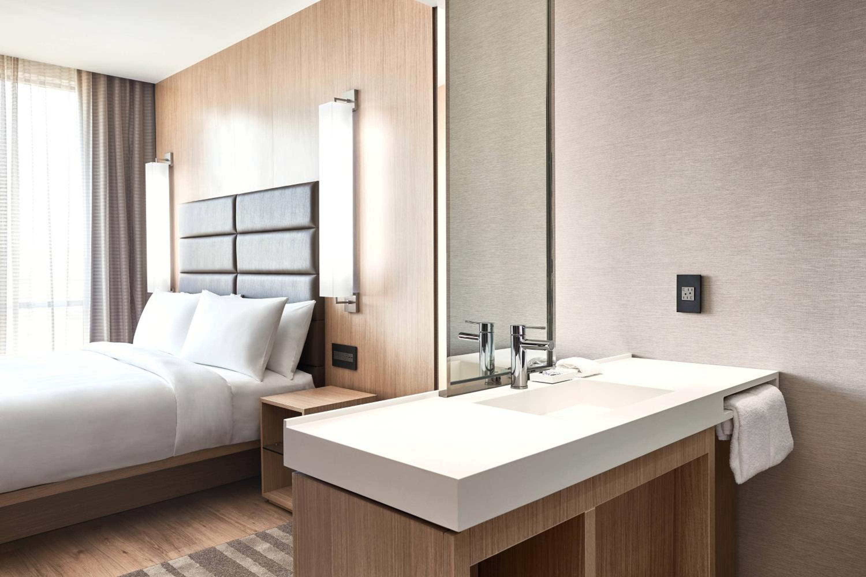 King Room - High Floor photo 3