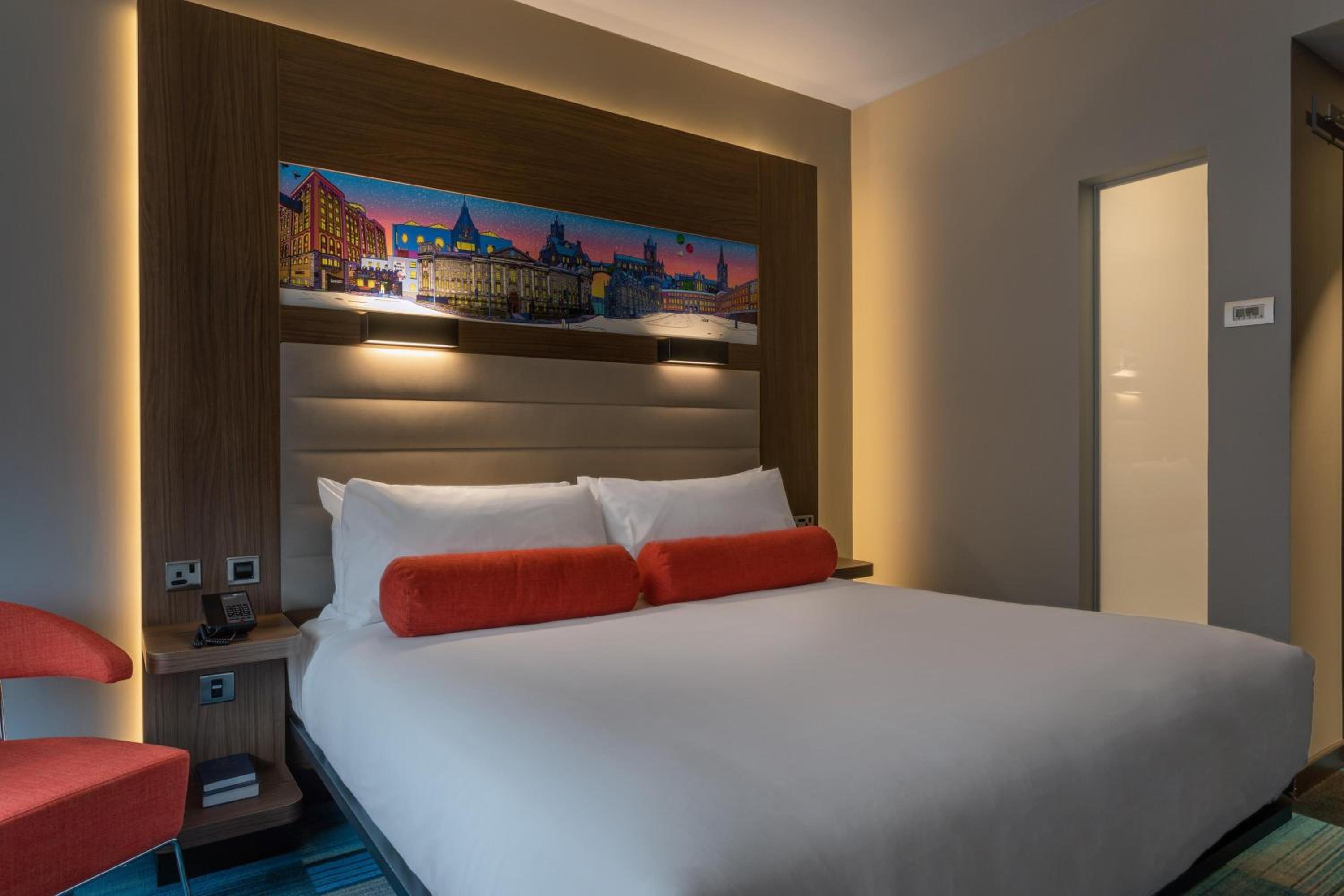 Aloft King Room