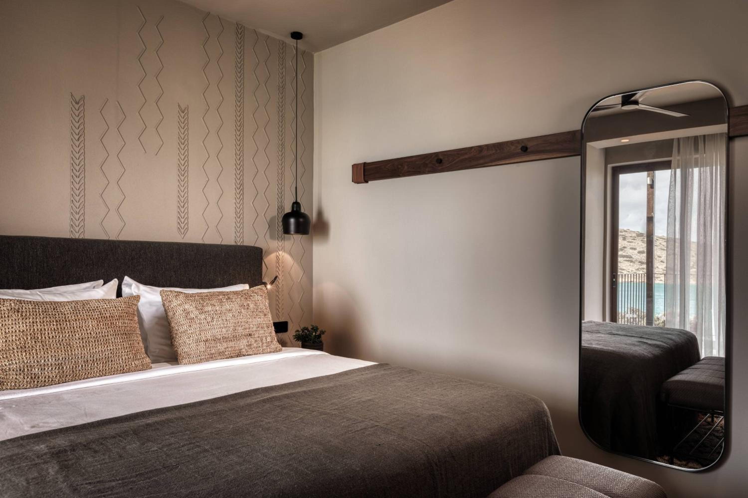 Family Suite Sea View with Private Pool