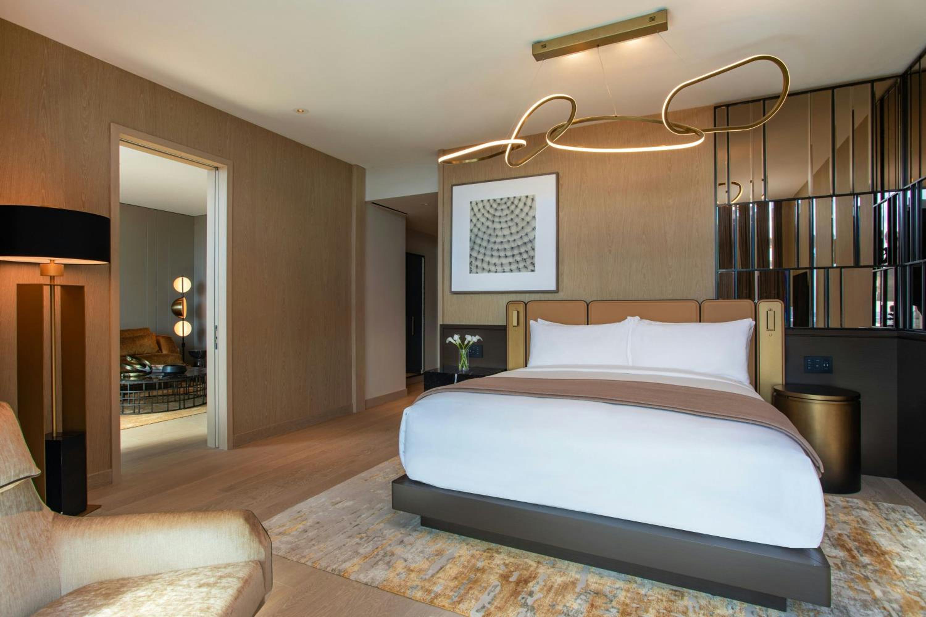 Liberty One-Bedroom King Suite with Sofa Bed and Roll-In Shower - High Floor/Mobility/Hearing Accessible