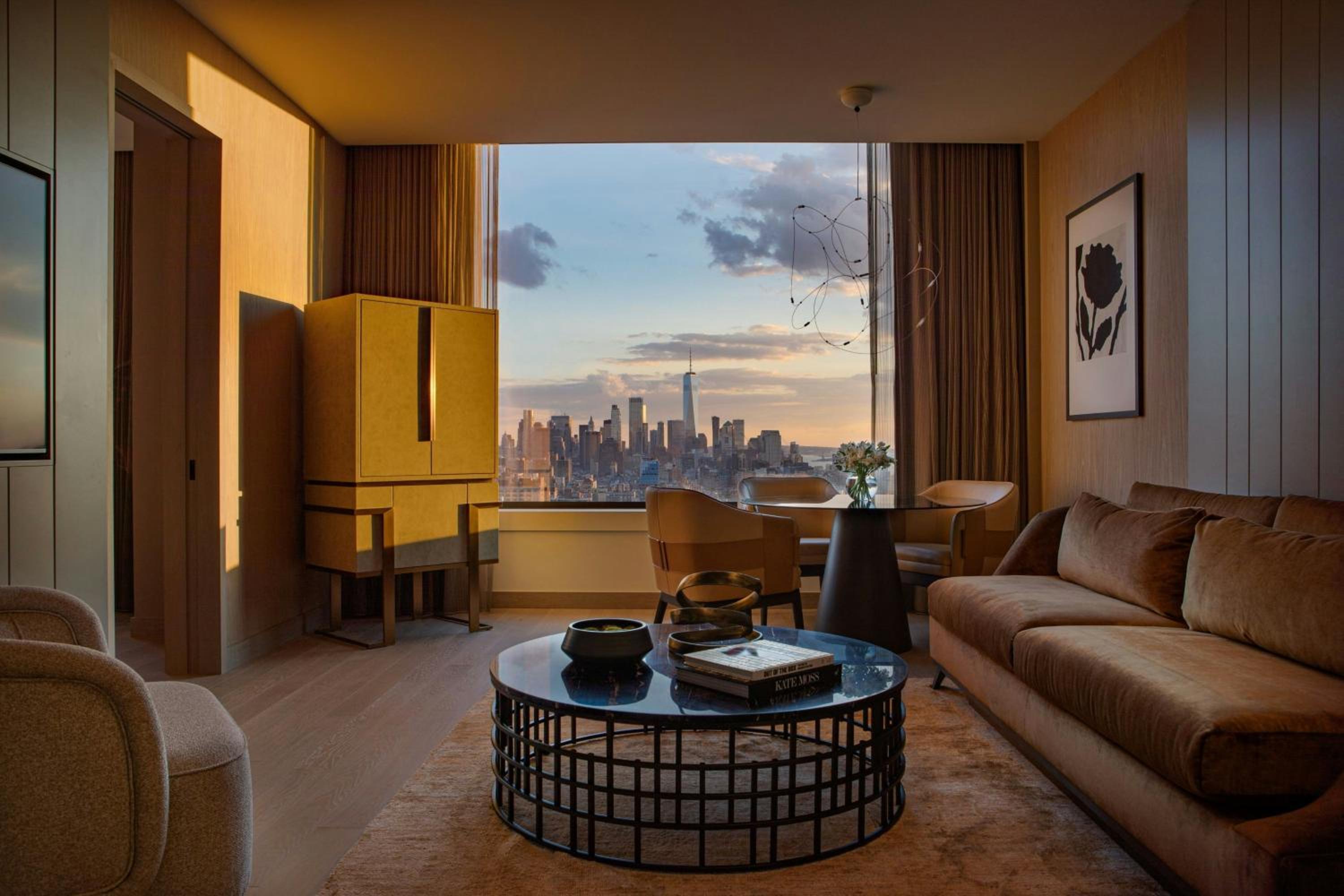 Liberty One-Bedroom King Suite with Sofa Bed and Roll-In Shower - High Floor/Mobility/Hearing Accessible