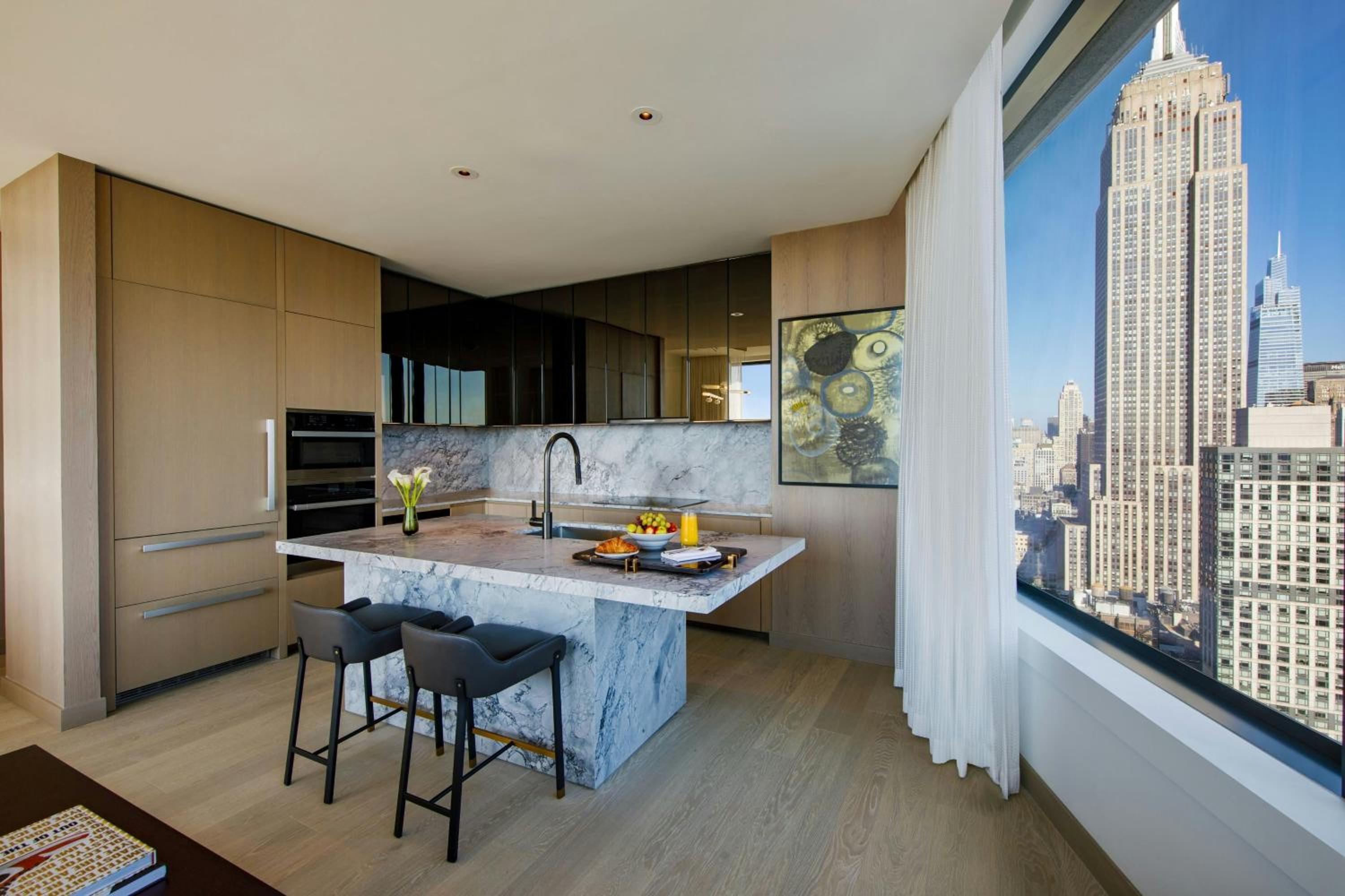 Fifth Avenue Two-Bedroom Penthouse with Downtown View