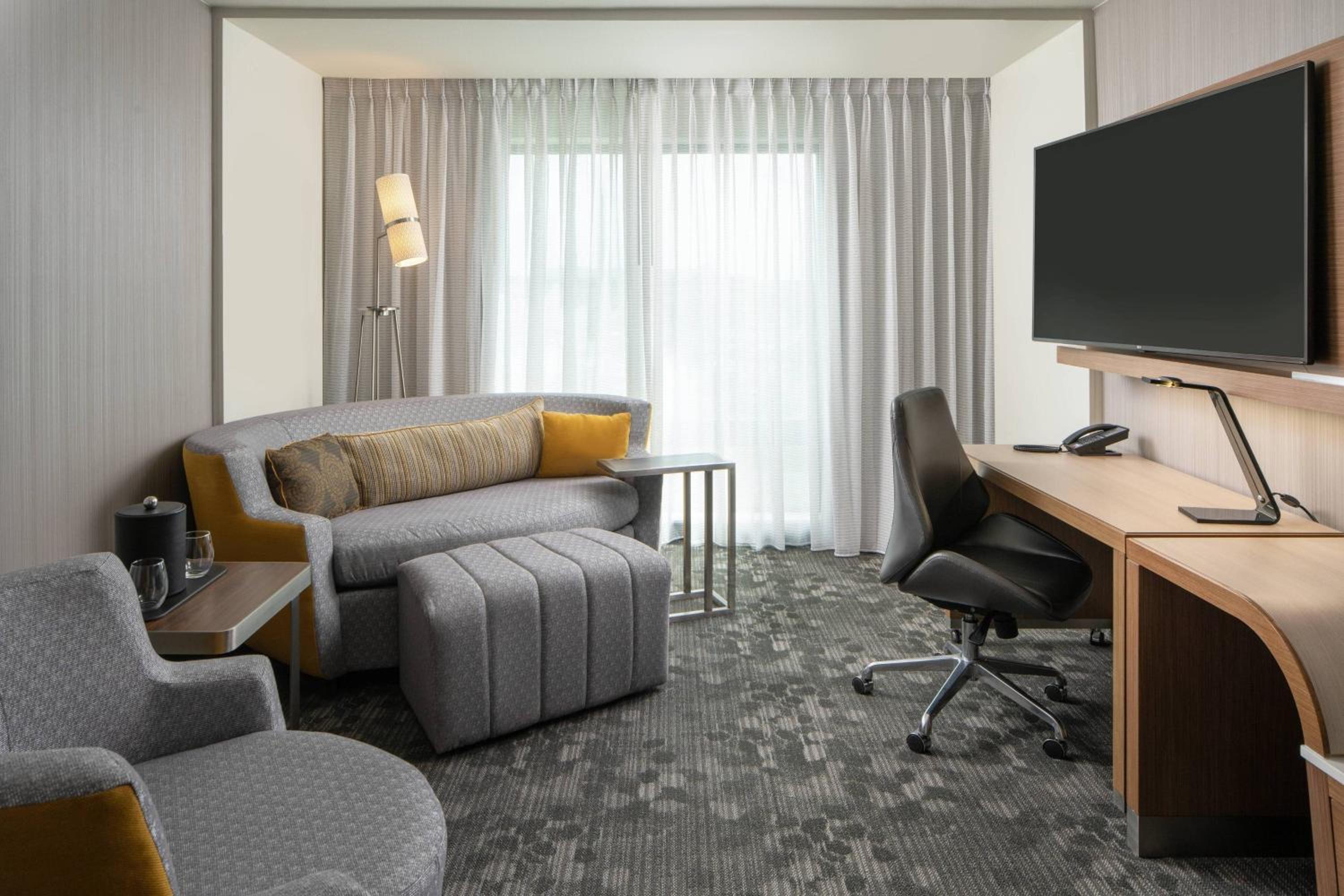 One-Bedroom King Suite with Roll-In Shower and Sofa Bed - Mobility Access/Hearing Accessible - Photo 1