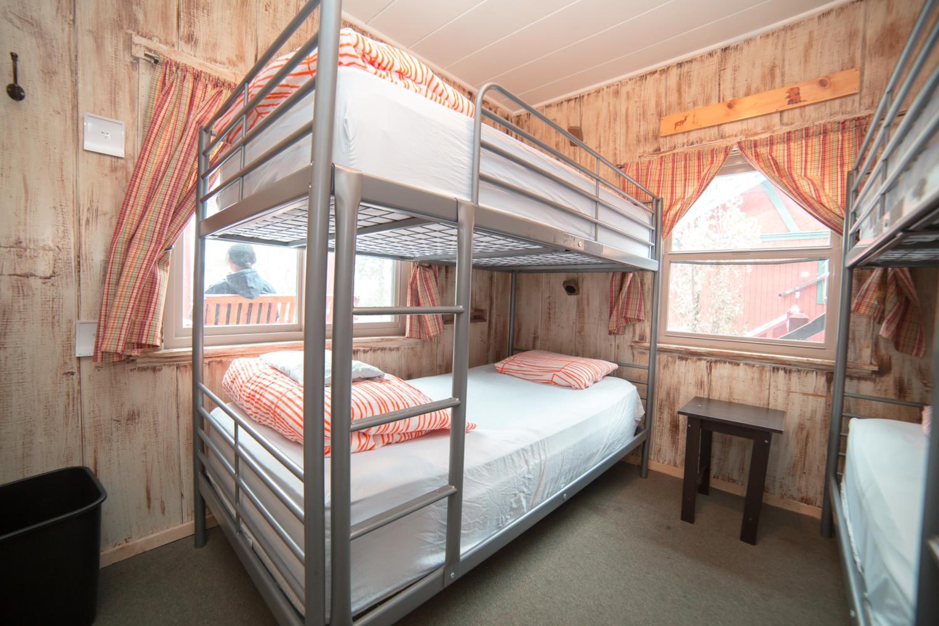 Seven-Bedroom House photo 1