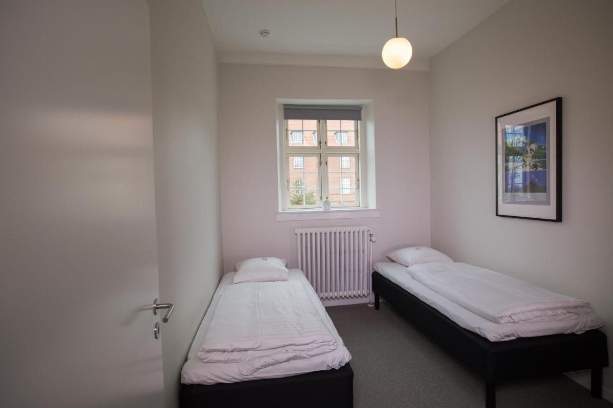 Three-Bedroom Apartment with Sea View photo 1