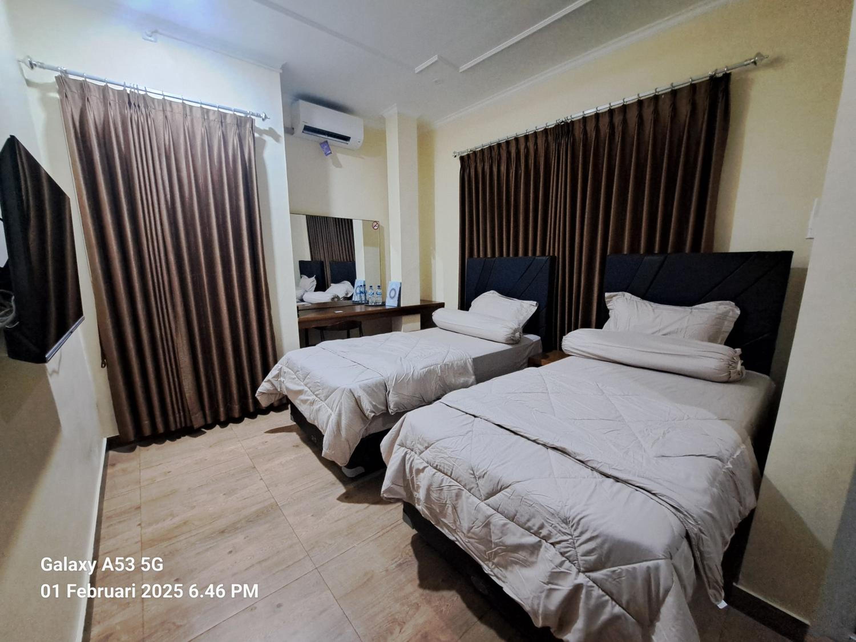 Superior Twin Room