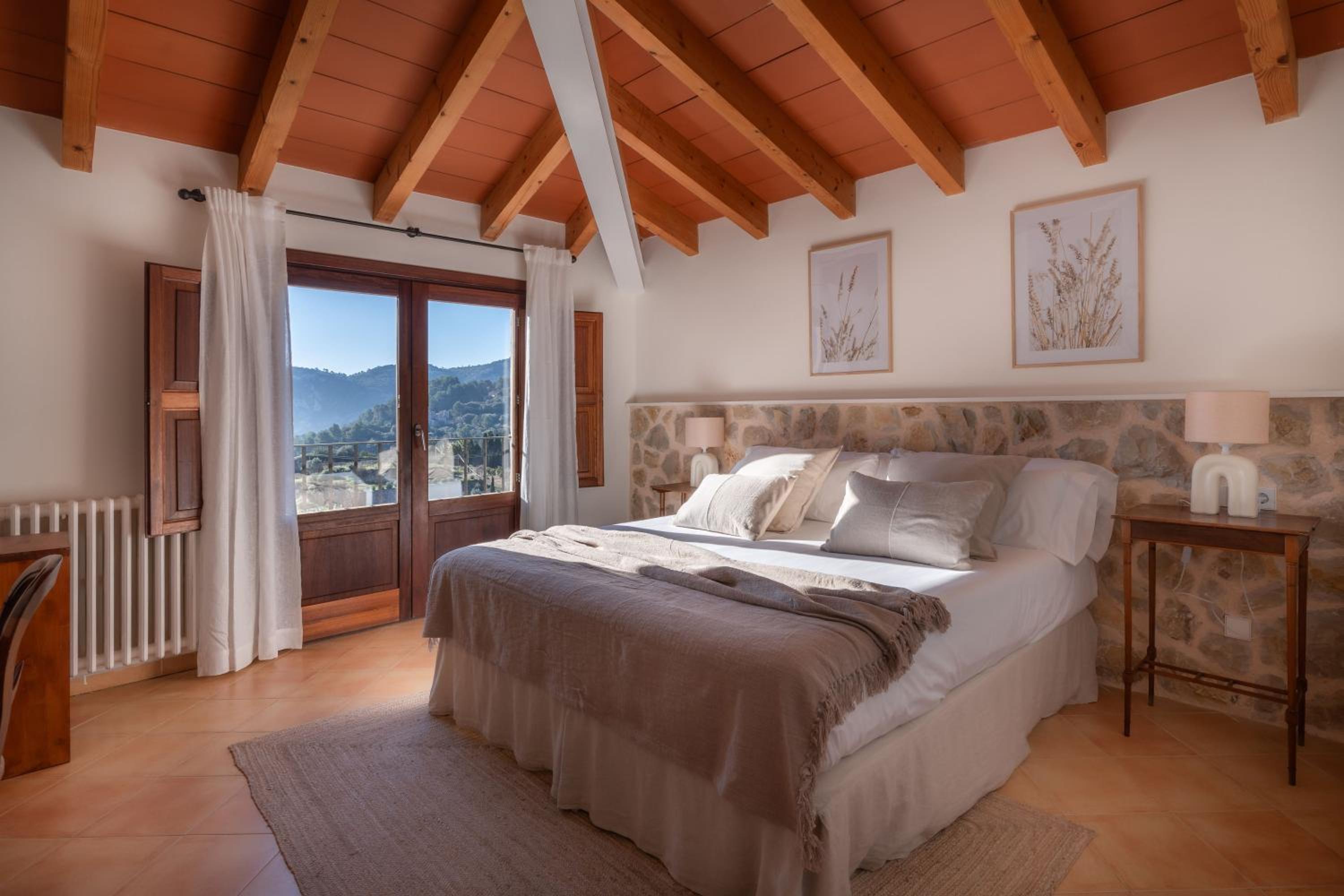 Superior Double or Twin Room with Mountain View
