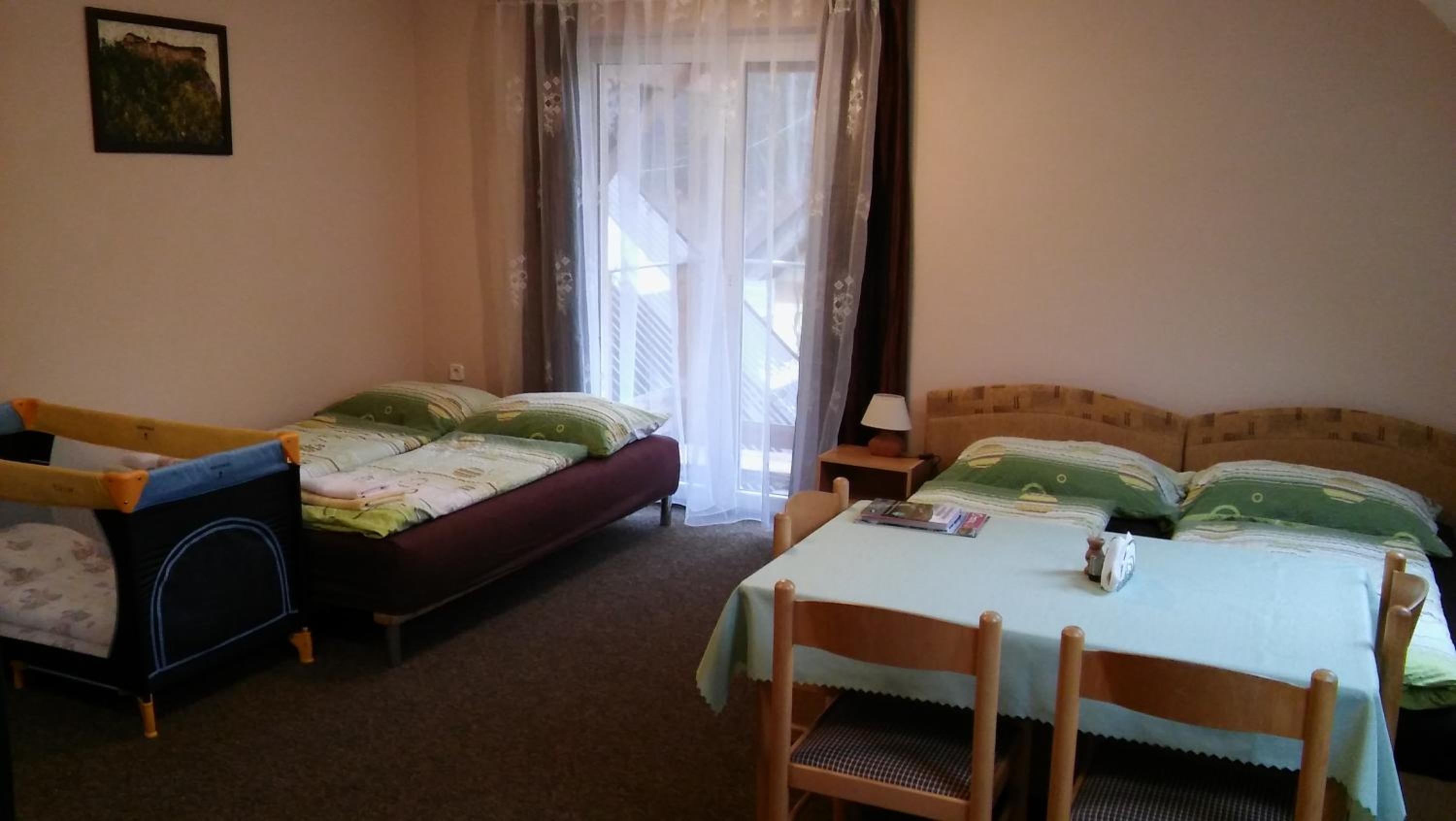Triple Room with Balcony - Photo 4