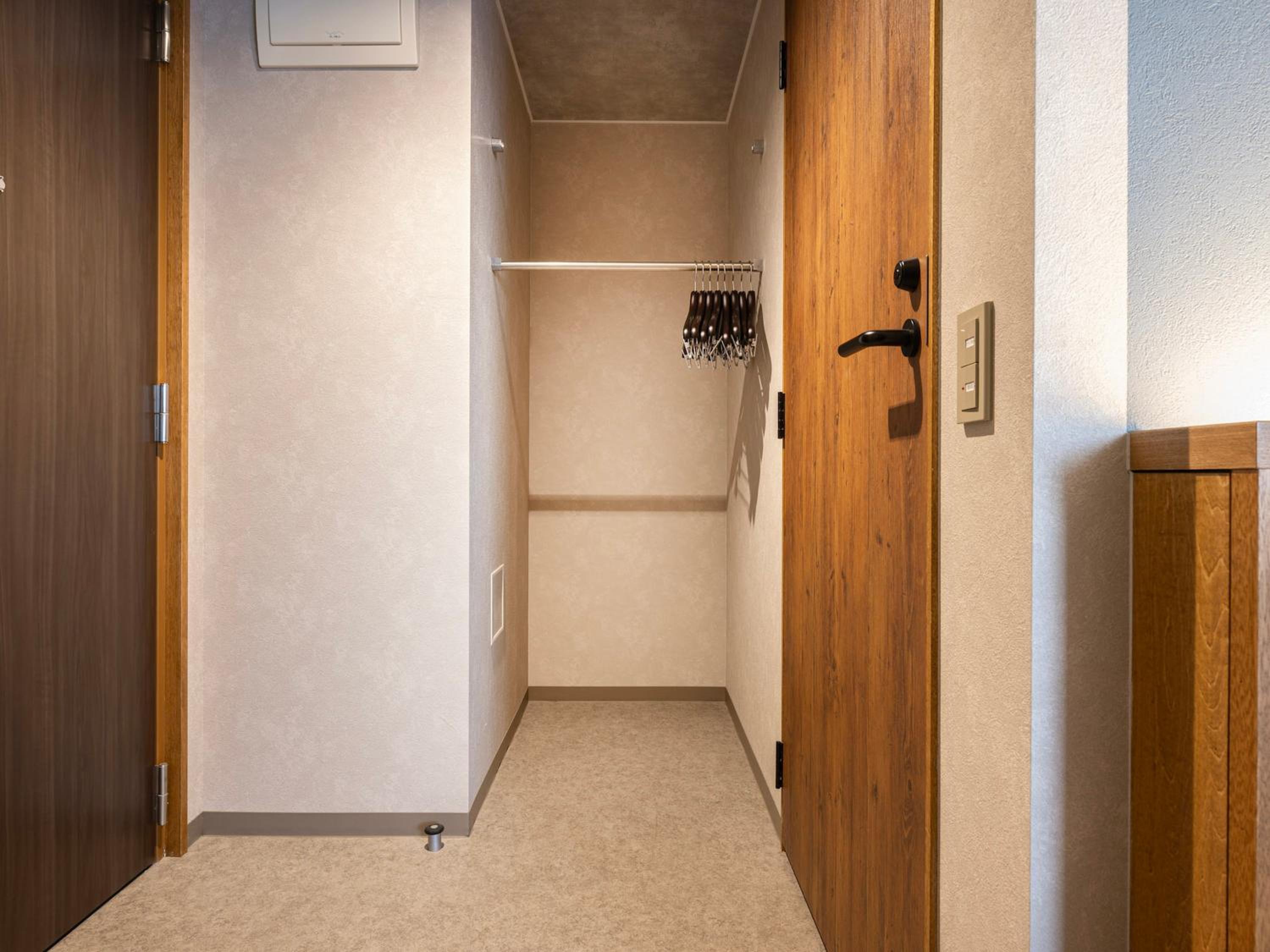 LACER OKINAWA NAHA Miebashi, Billede 3