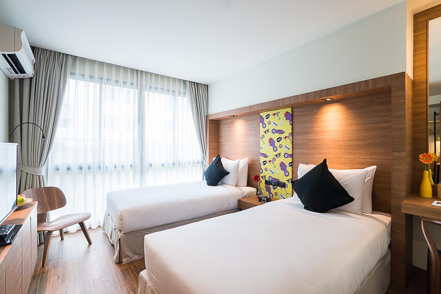 room photo