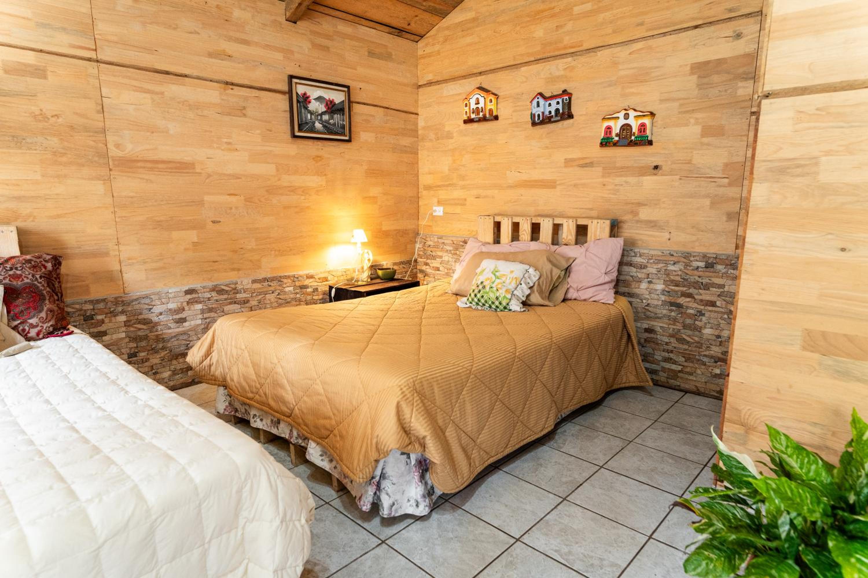 Basic Triple Room photo 1