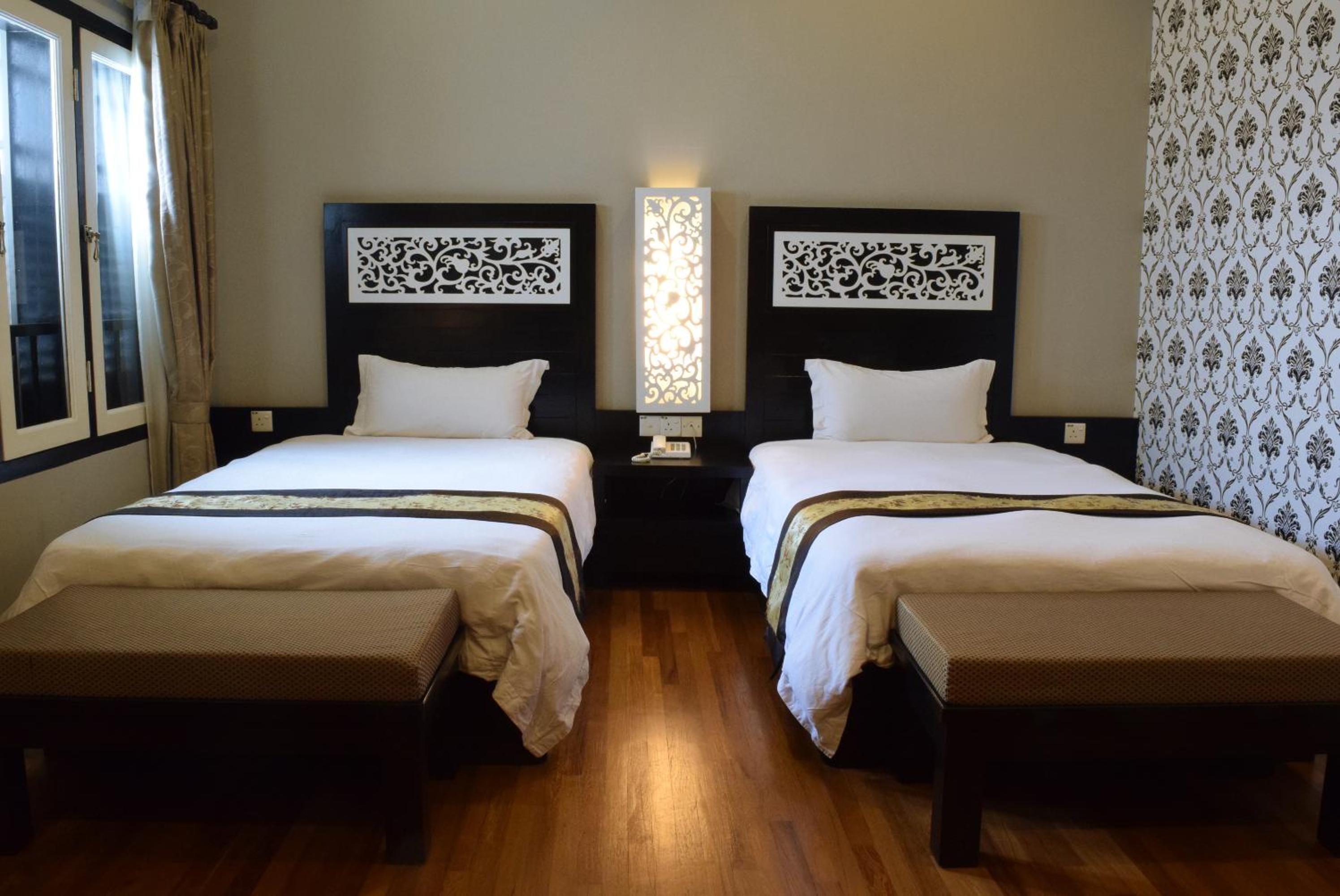 Premier Deluxe Twin Room