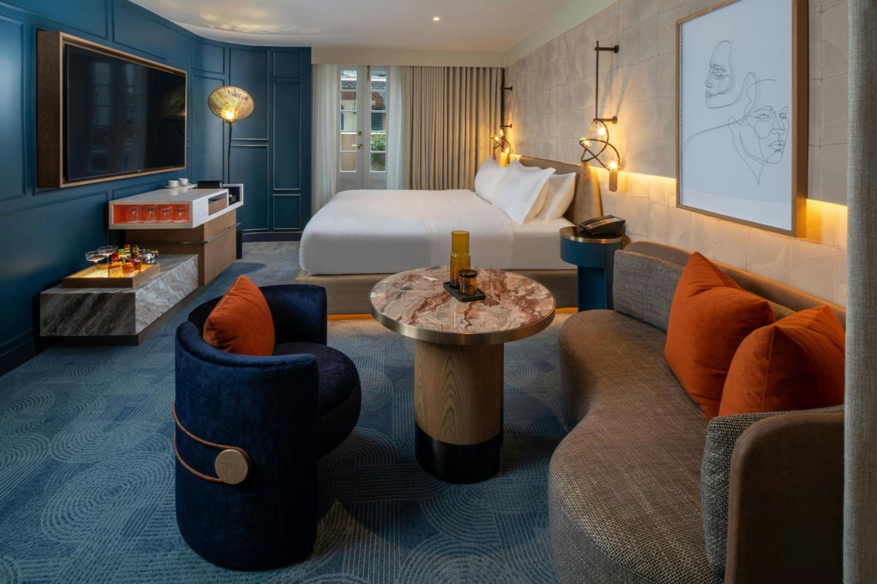Premier King Room - Photo 6