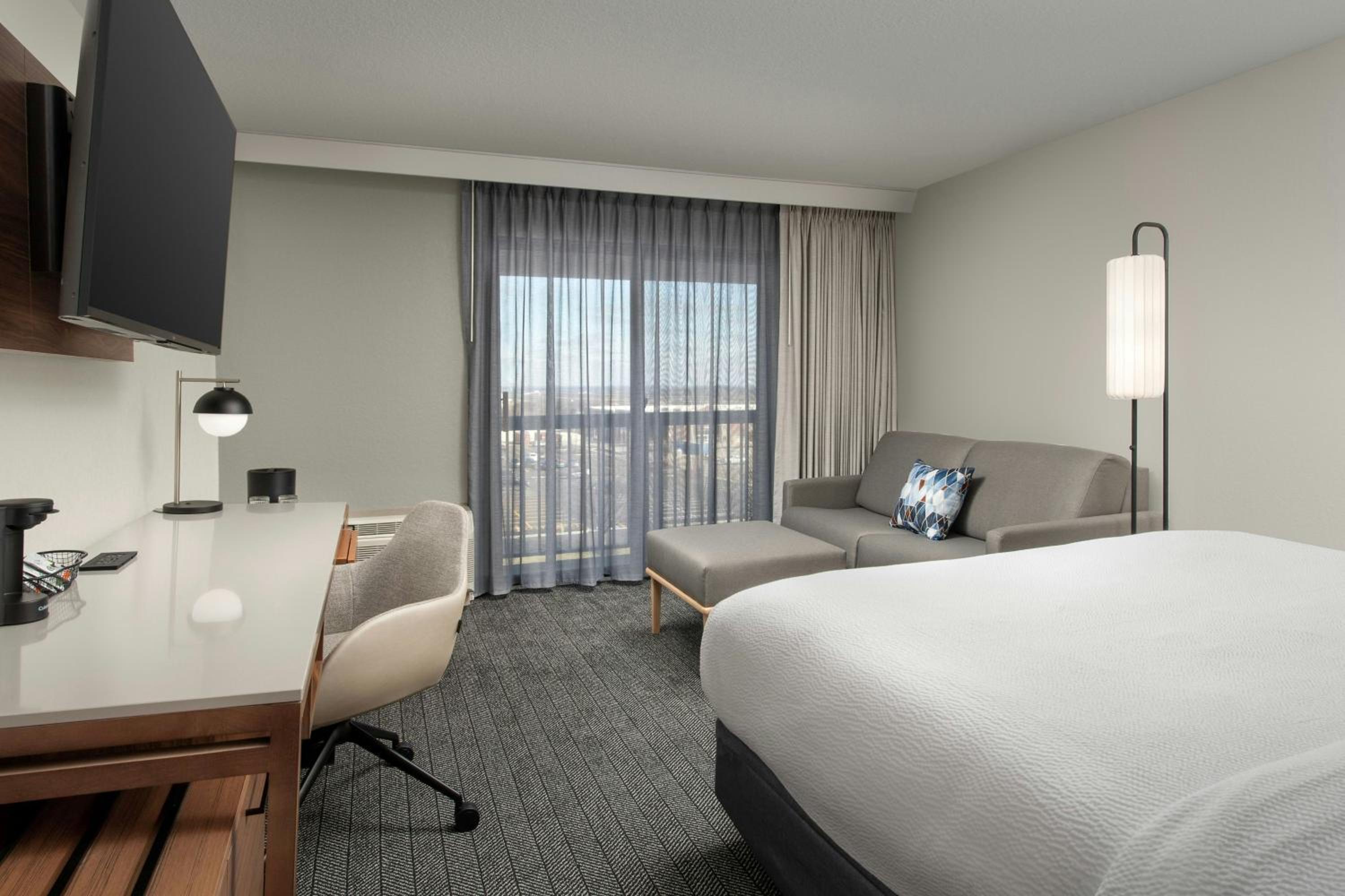 King Studio with Sofa Bed and Transfer Shower - Mobility and Hearing Accessible - Photo 1