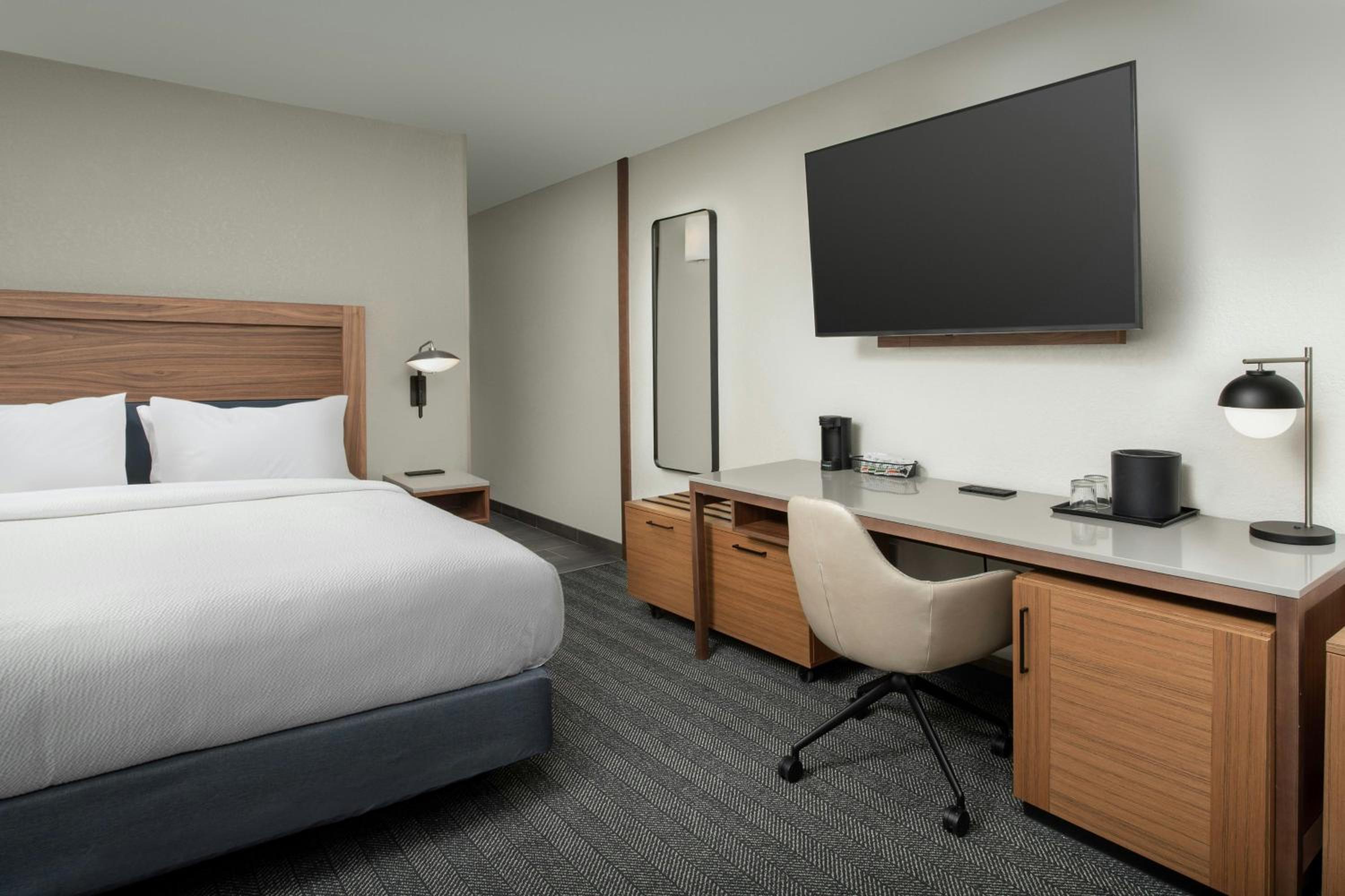 King Studio with Sofa Bed and Transfer Shower - Mobility and Hearing Accessible - Photo 6