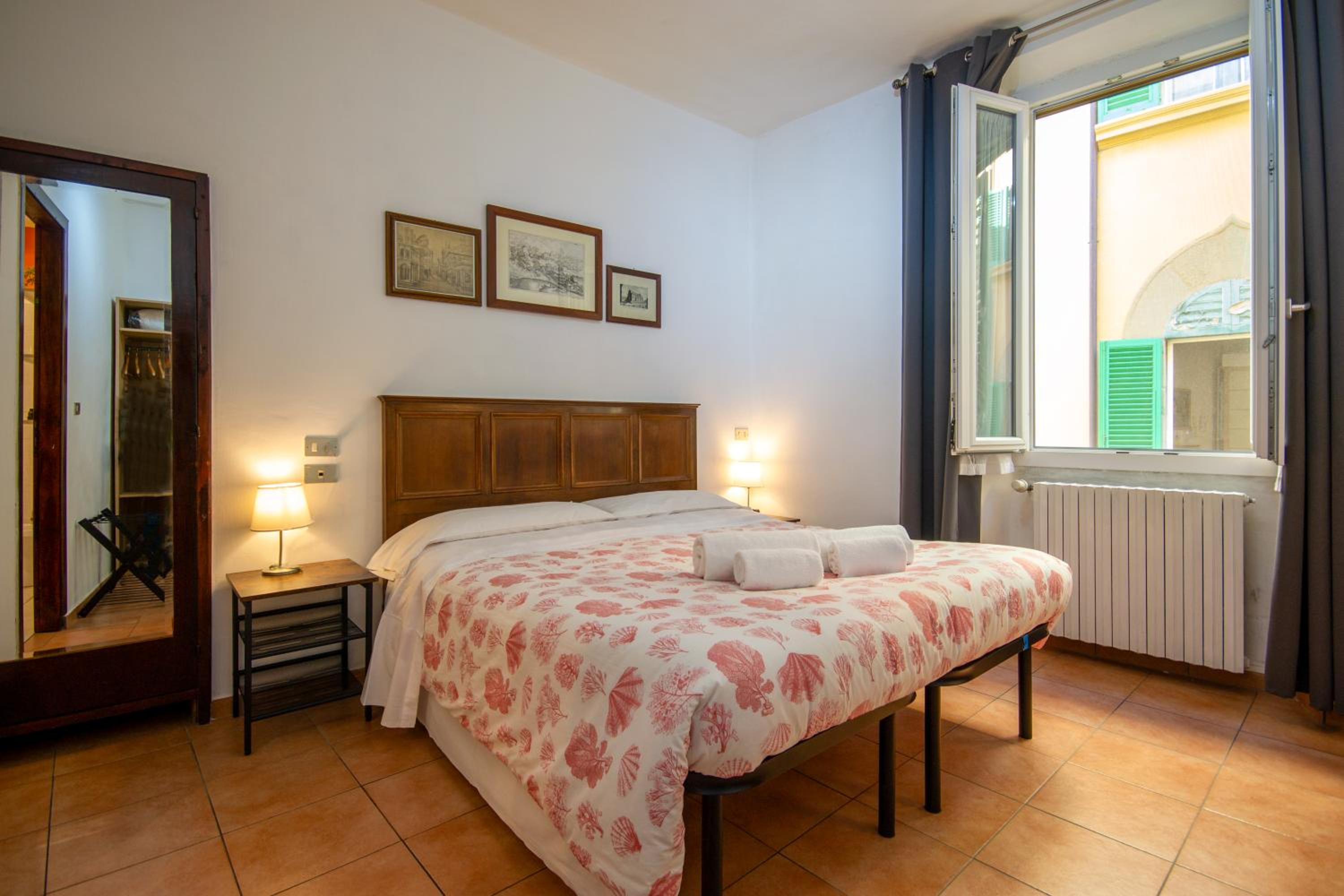 Deluxe Double or Twin Room photo 2