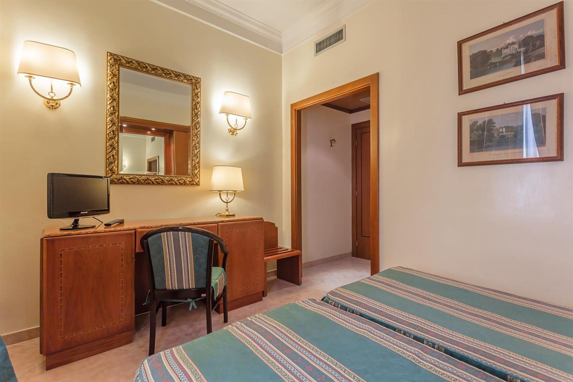 Raeli Hotel Luce — photo 57