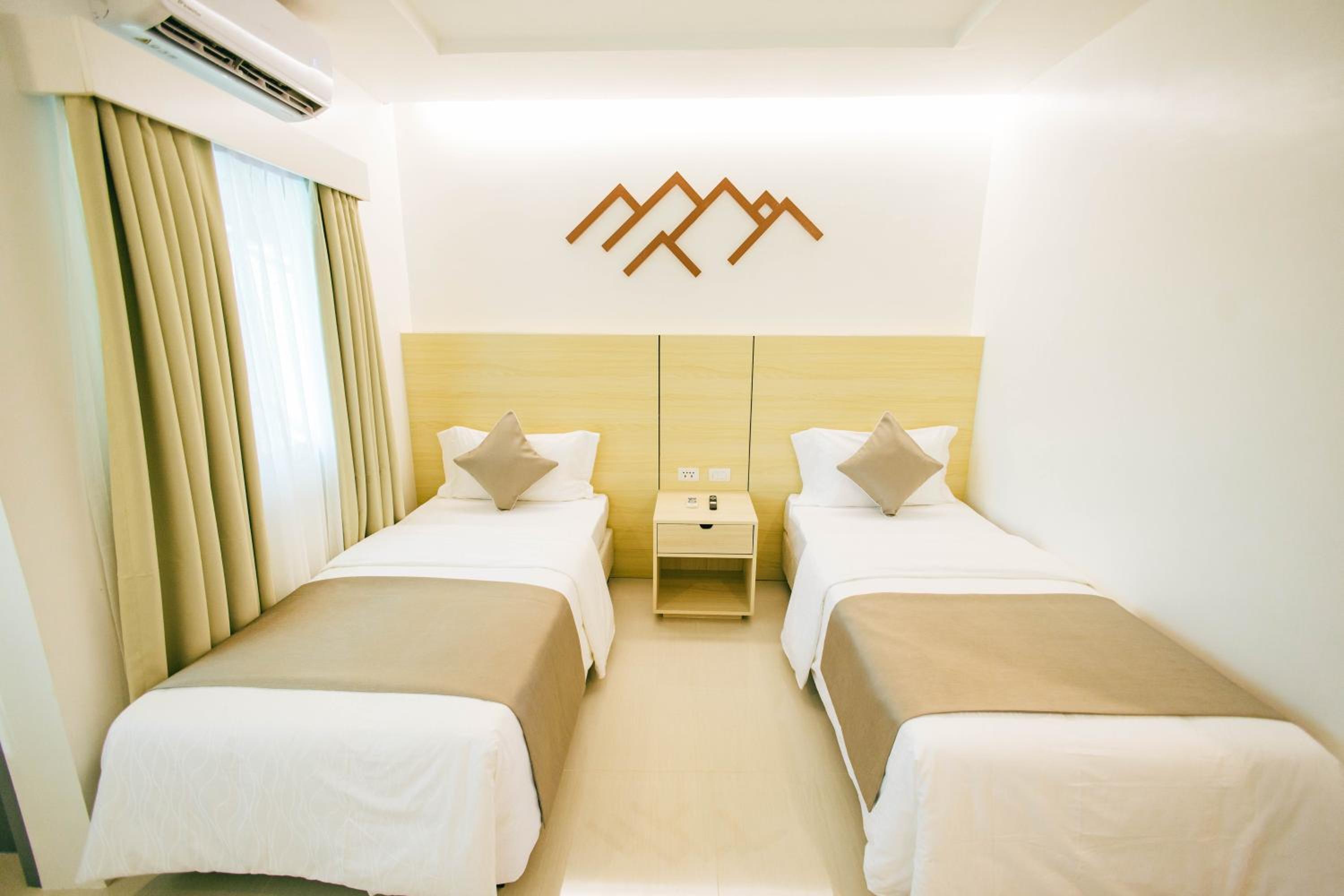 Superior Twin Room - Photo 1