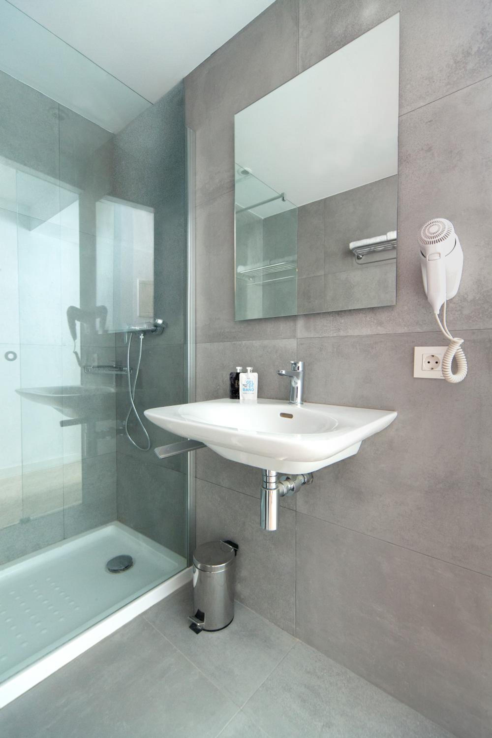 Triple Room with Balcony
