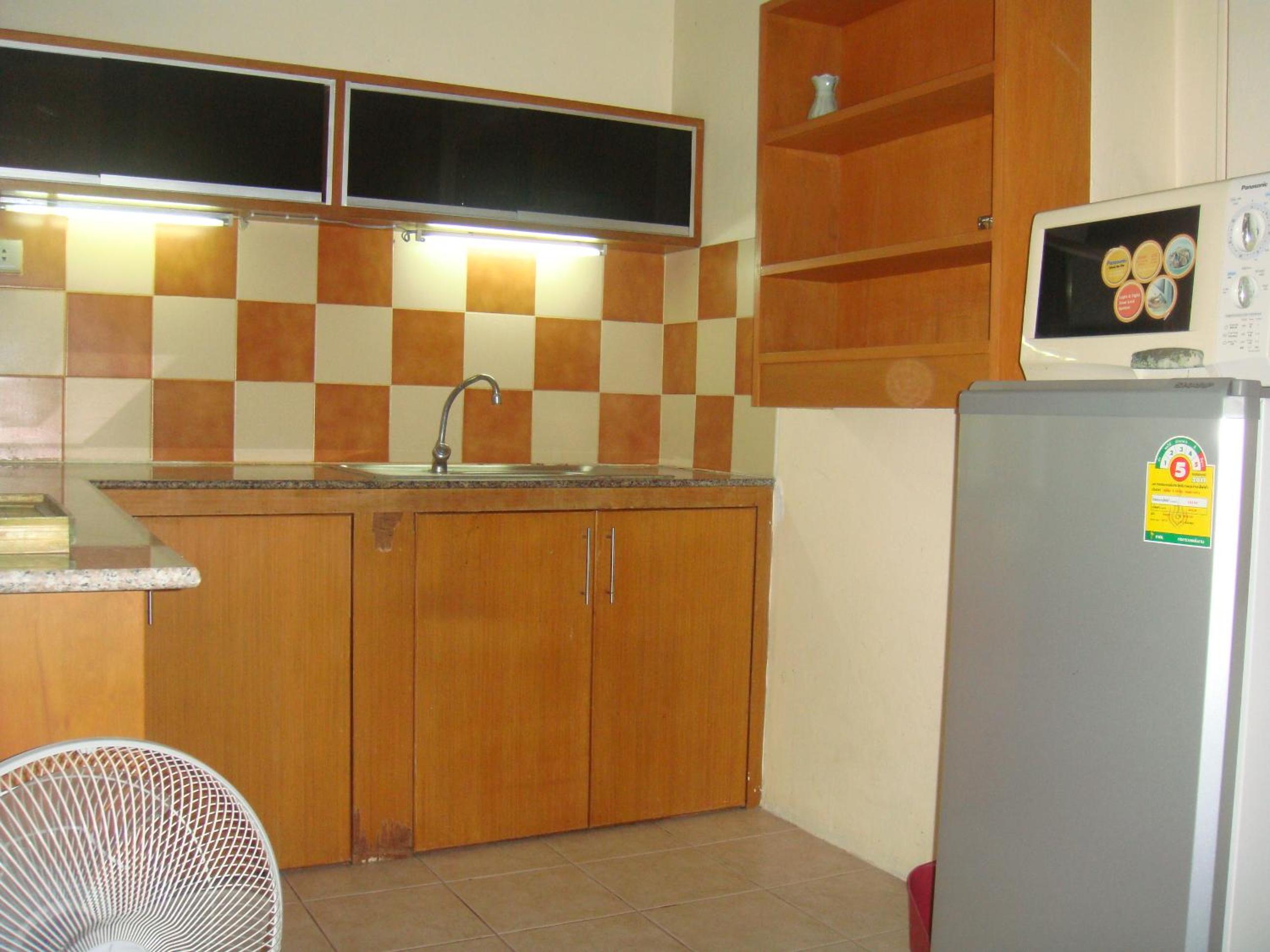 One-Bedroom Apartment photo 2