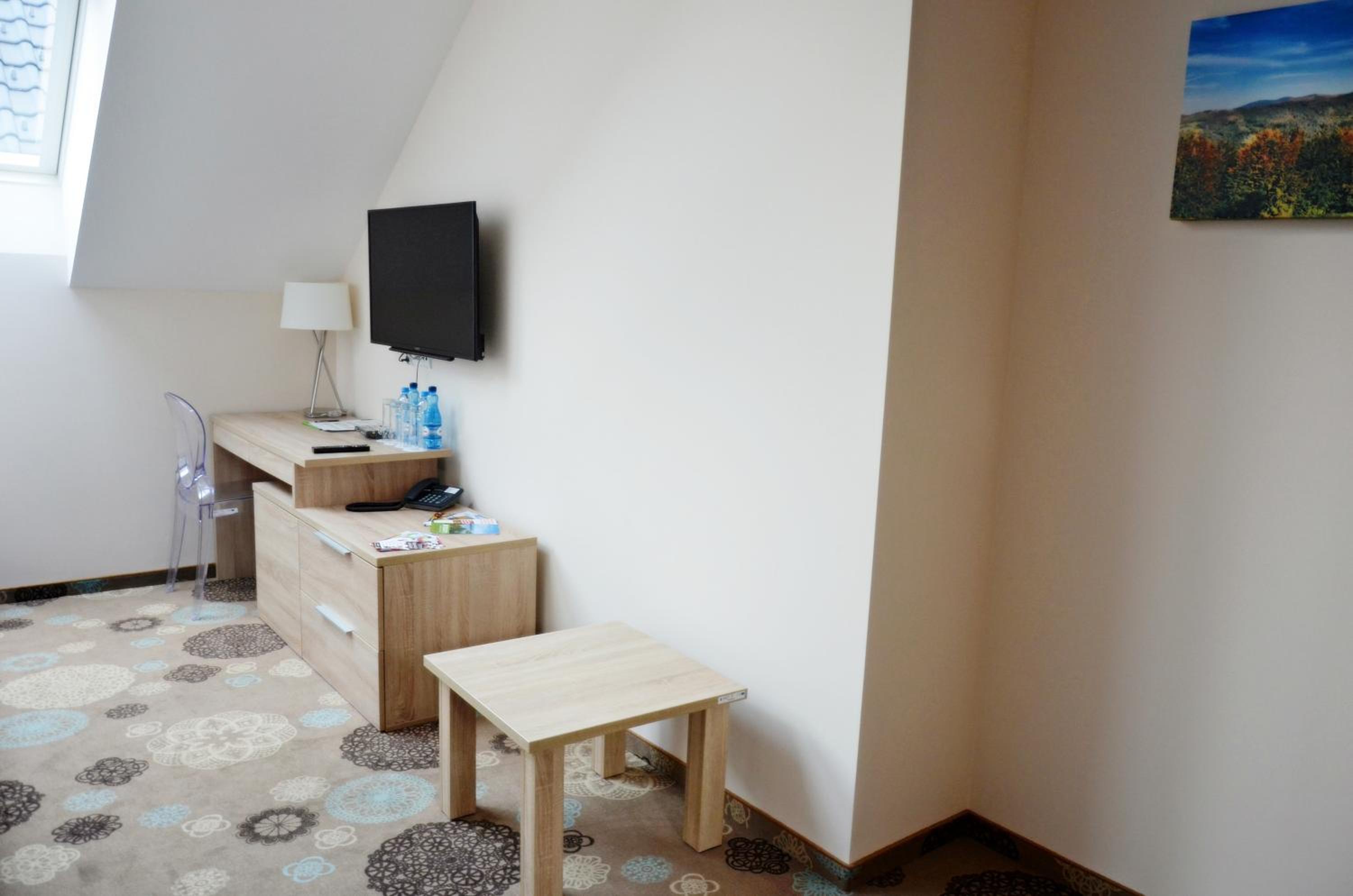 Studio - Split Level - Photo 5