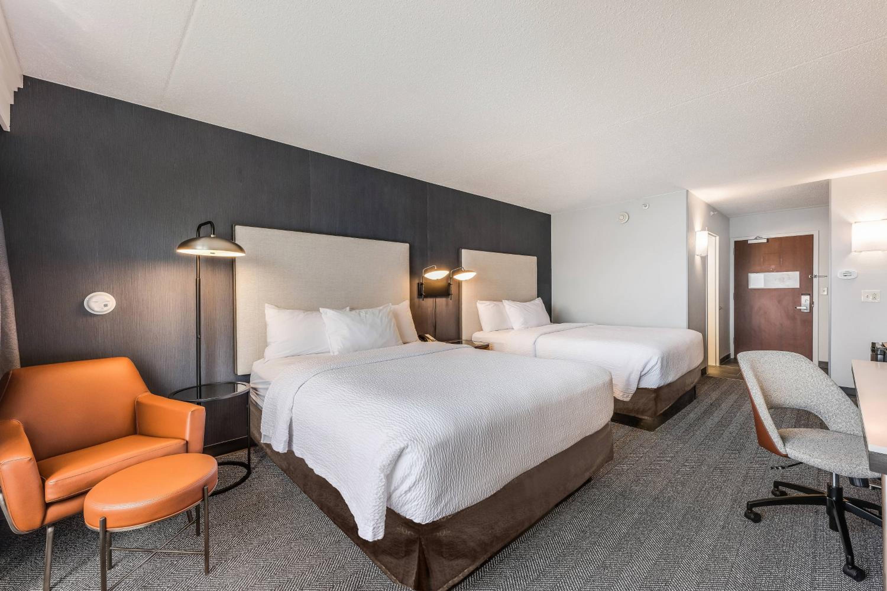 Queen Room with Two Queen Beds - Photo 1