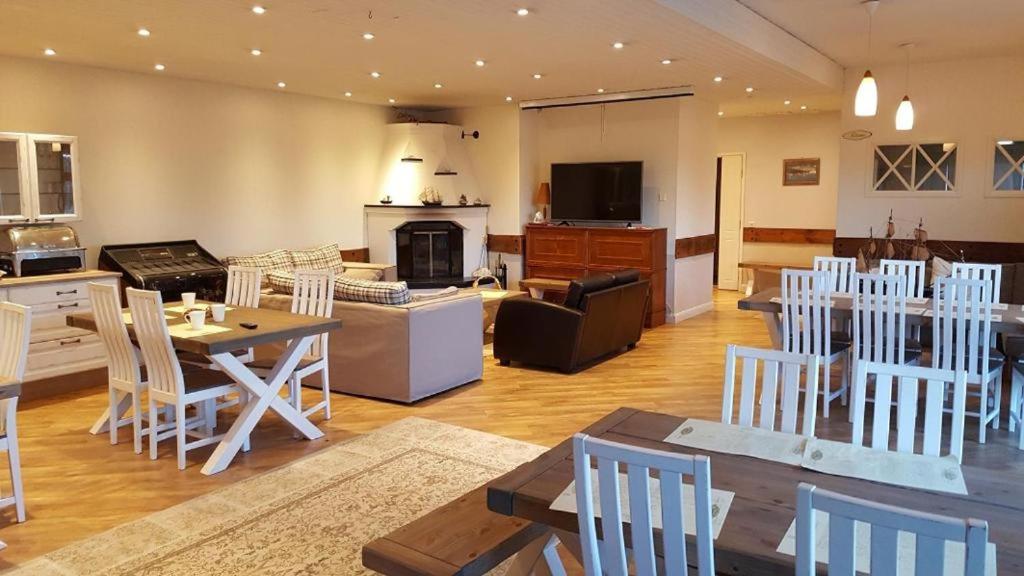 Double Room with Patio - Photo 3