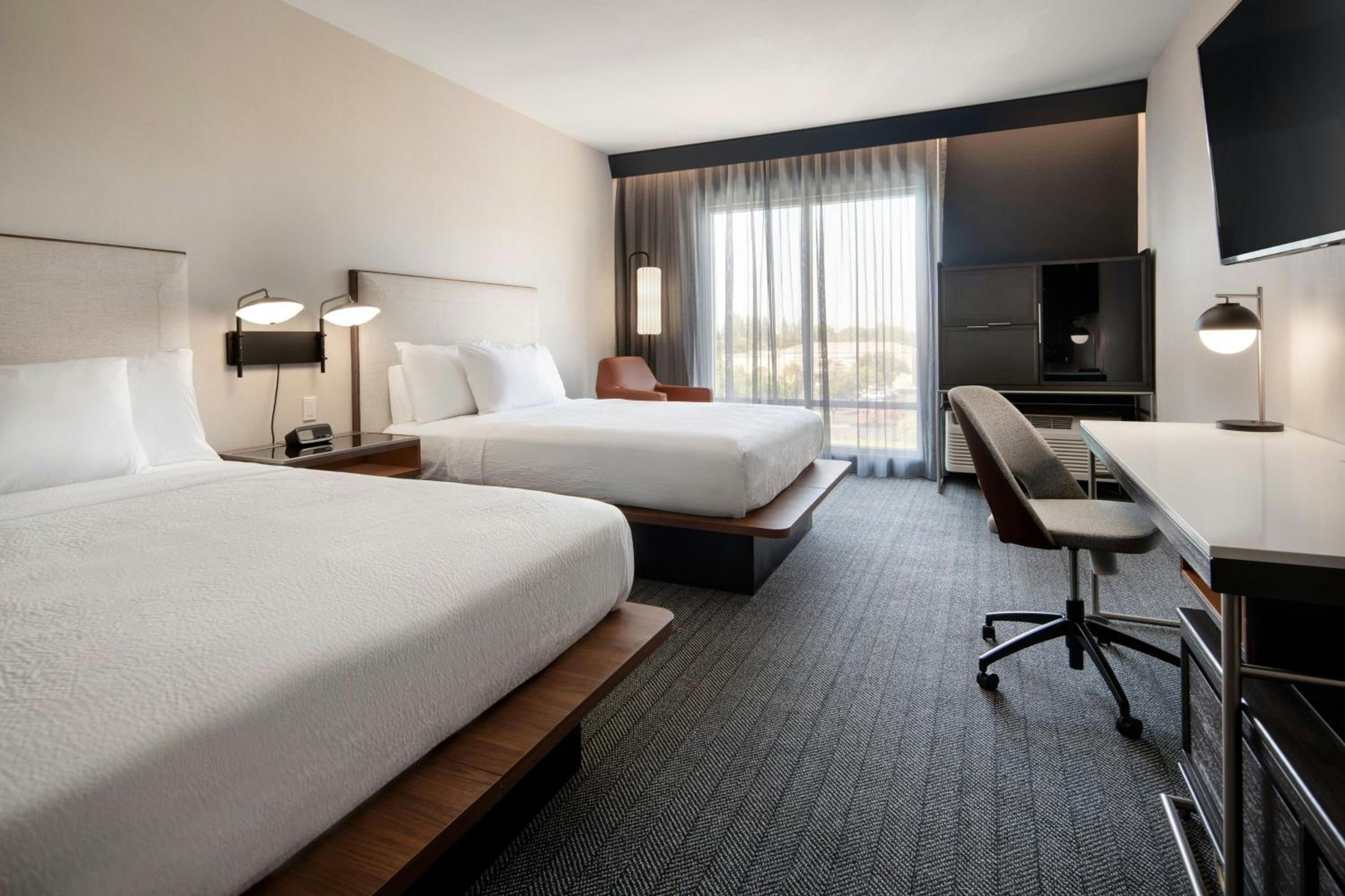 Queen Room with Two Queen Beds and Adapted Tub - Mobility and Hearing Accessible