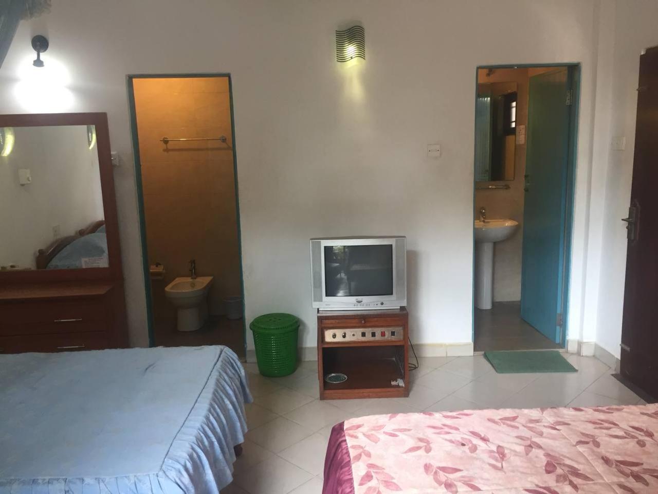 Deluxe Family Room photo 1