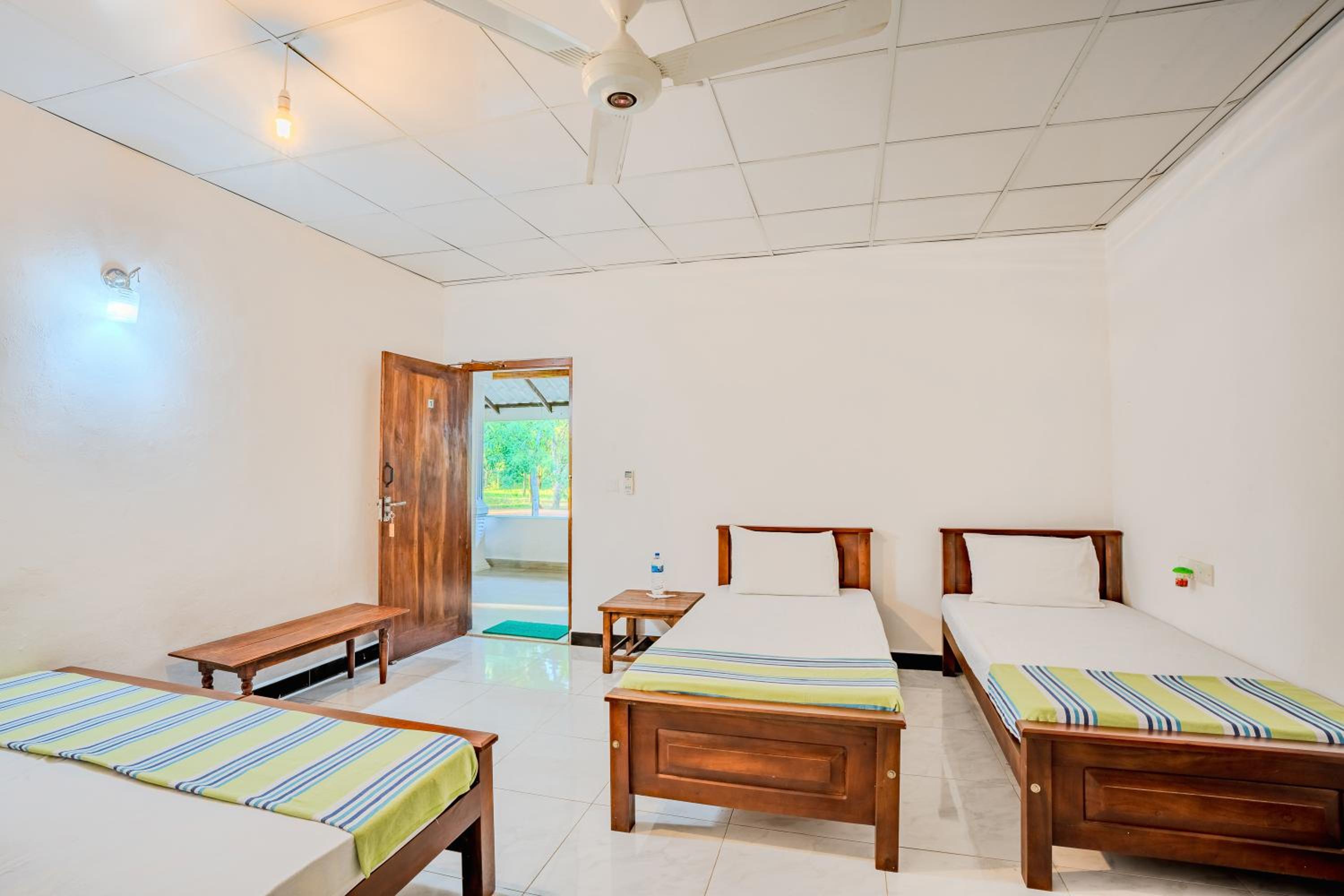 Deluxe Triple Room photo 2