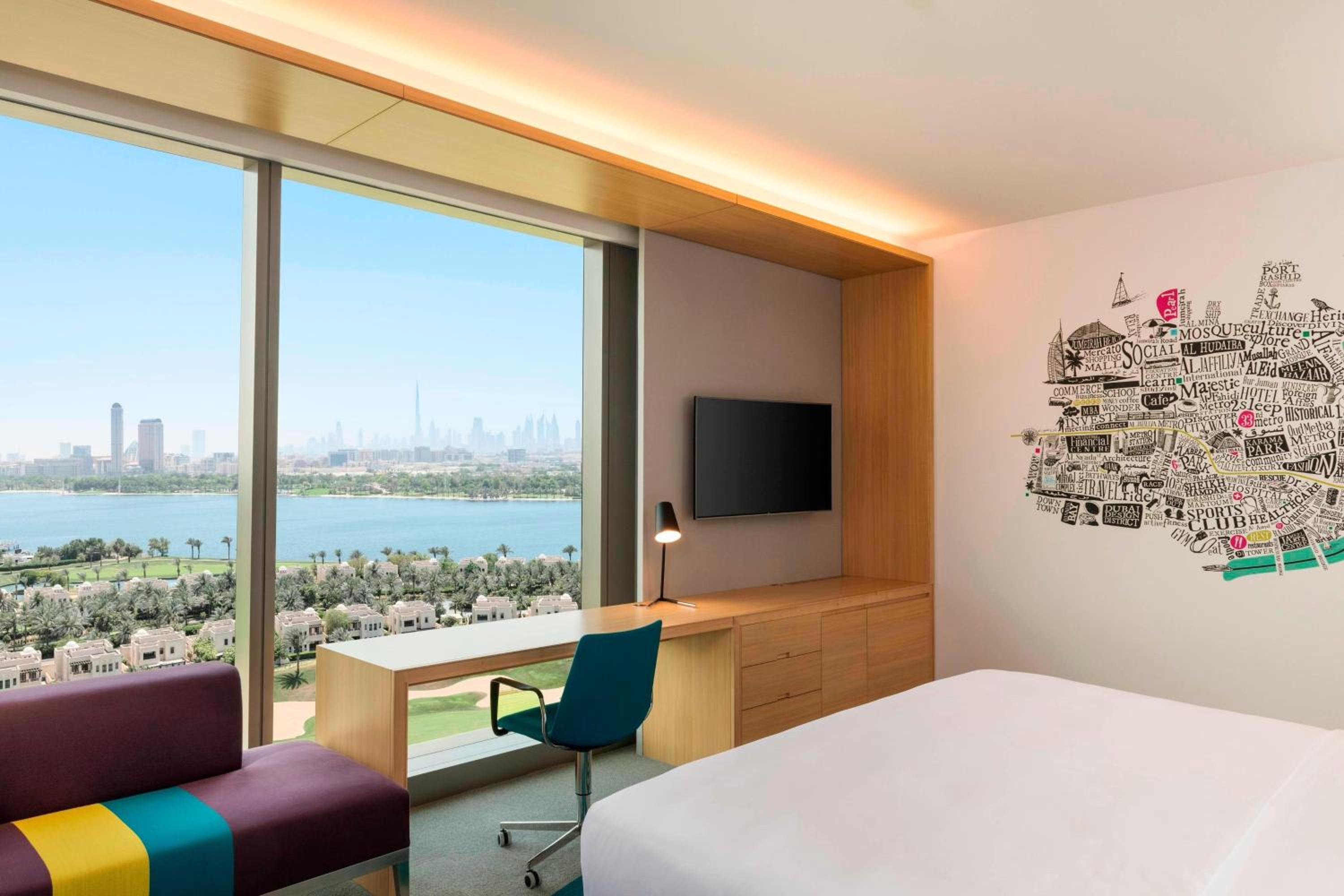 Savvy Room, Guest room, 1 King, Golf &amp;Creek view view photo 3