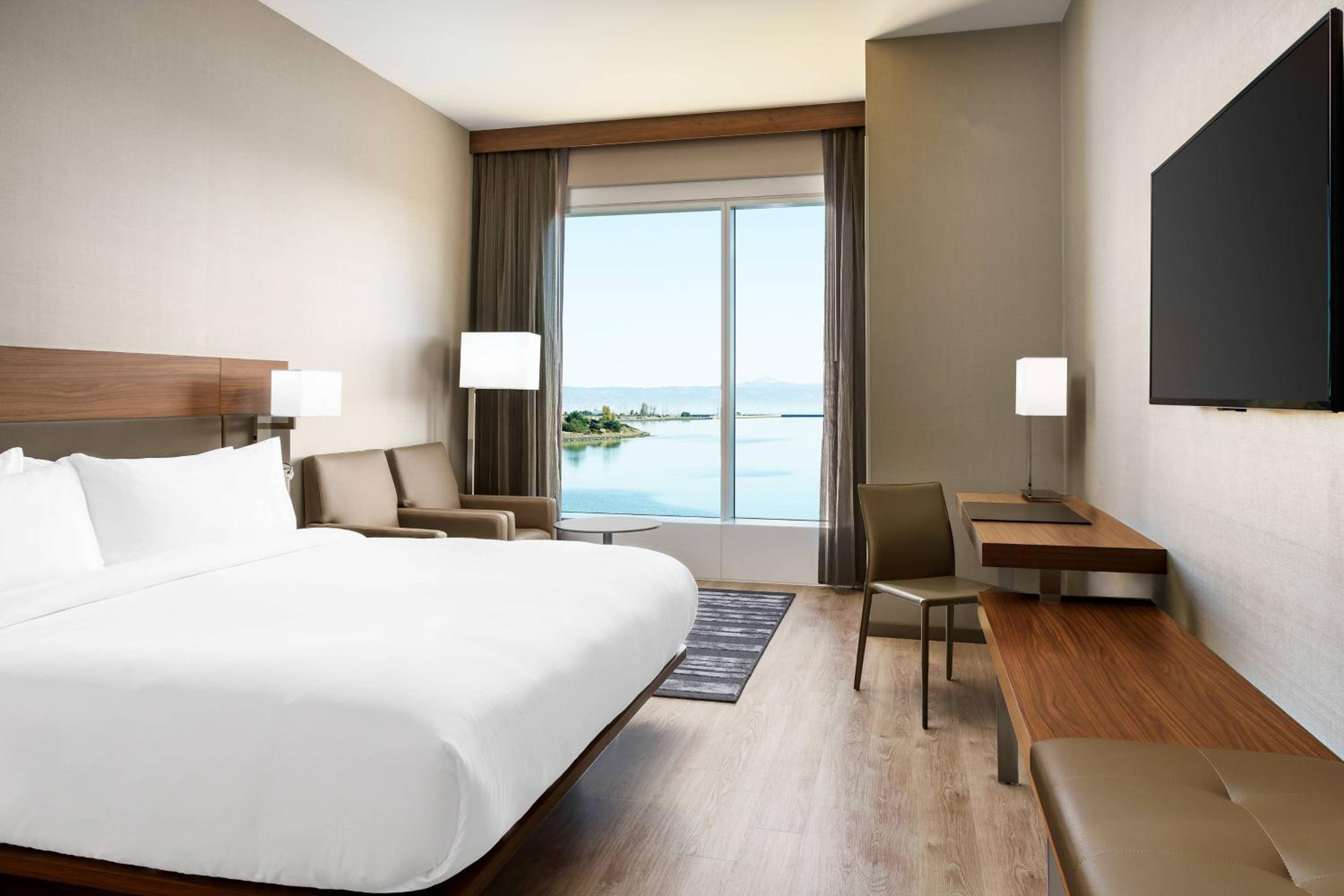 King Room with Bay View