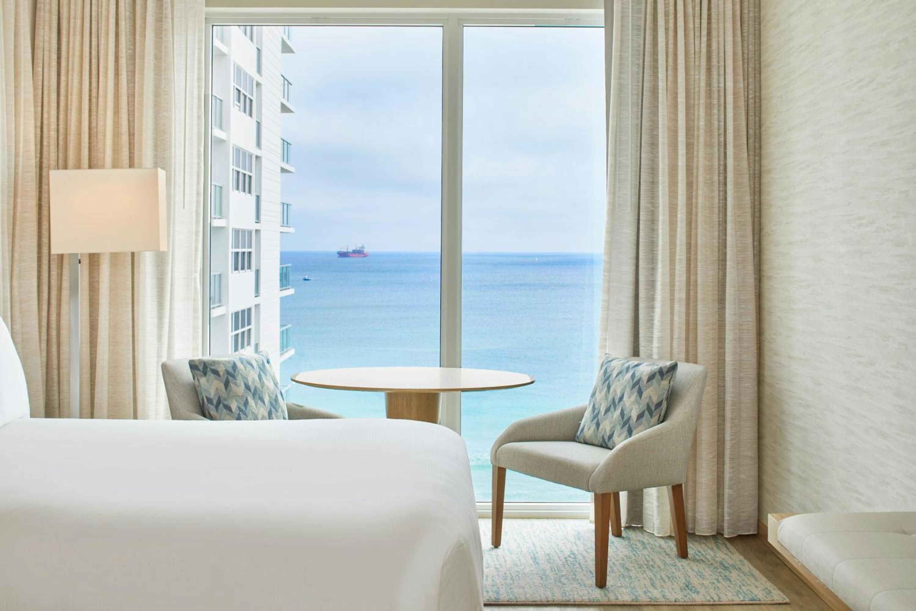 Queen Room with Two Queen Beds and Oceanfront View - Photo 3