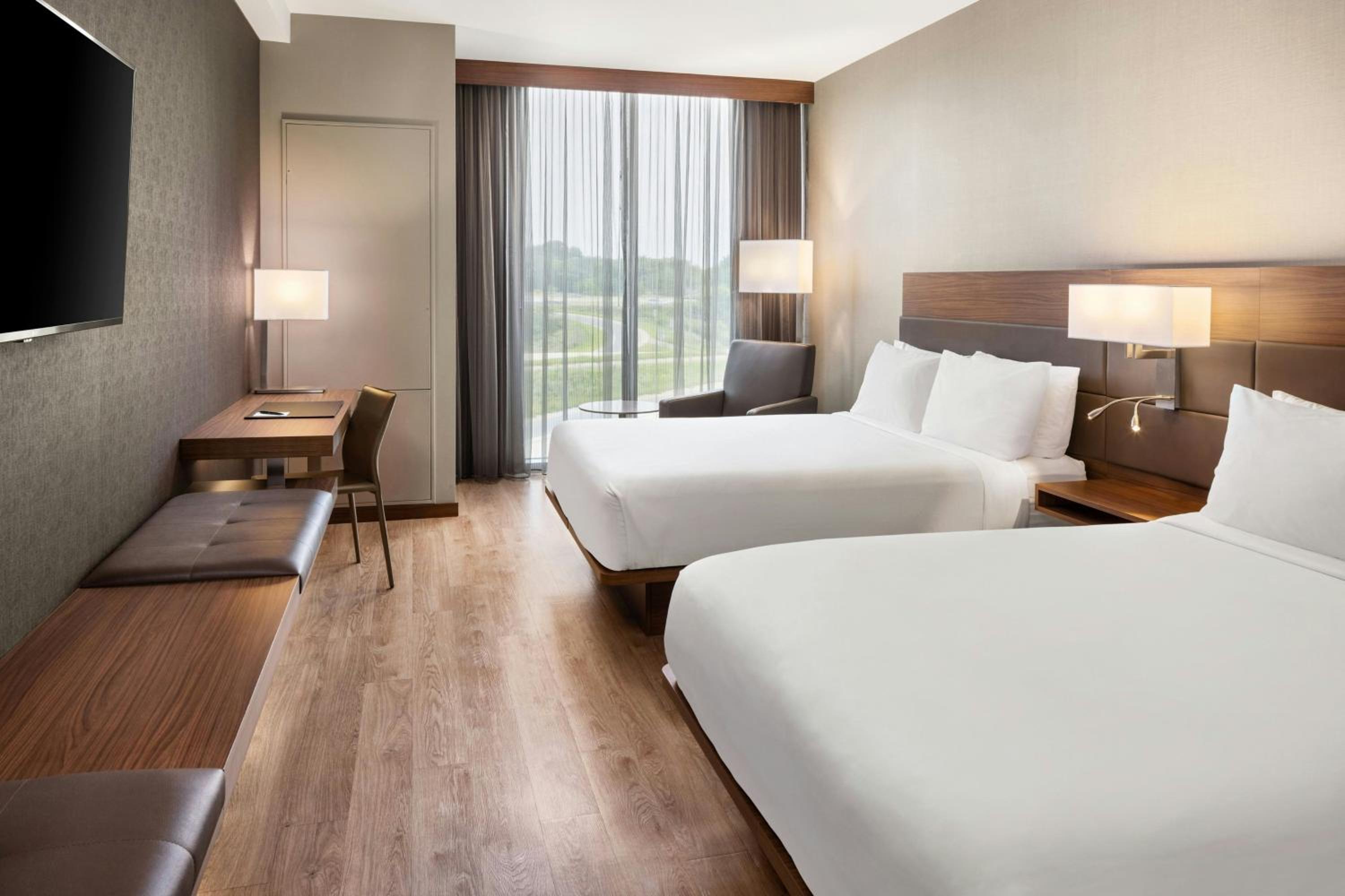 Queen Room with Two Queen Beds and City View - Hearing Accessible photo 1