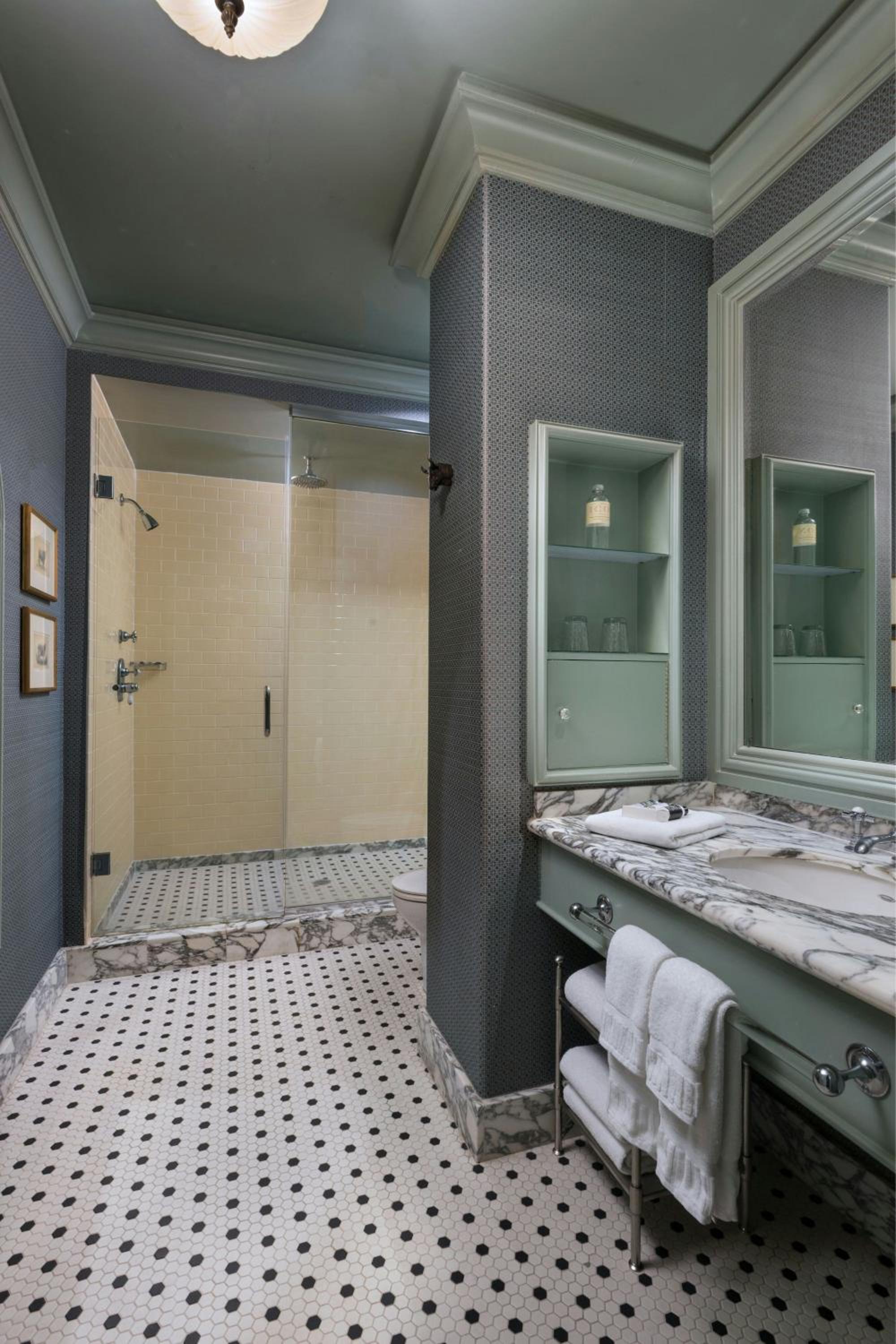 King Room - Hearing Accessible - Photo 9