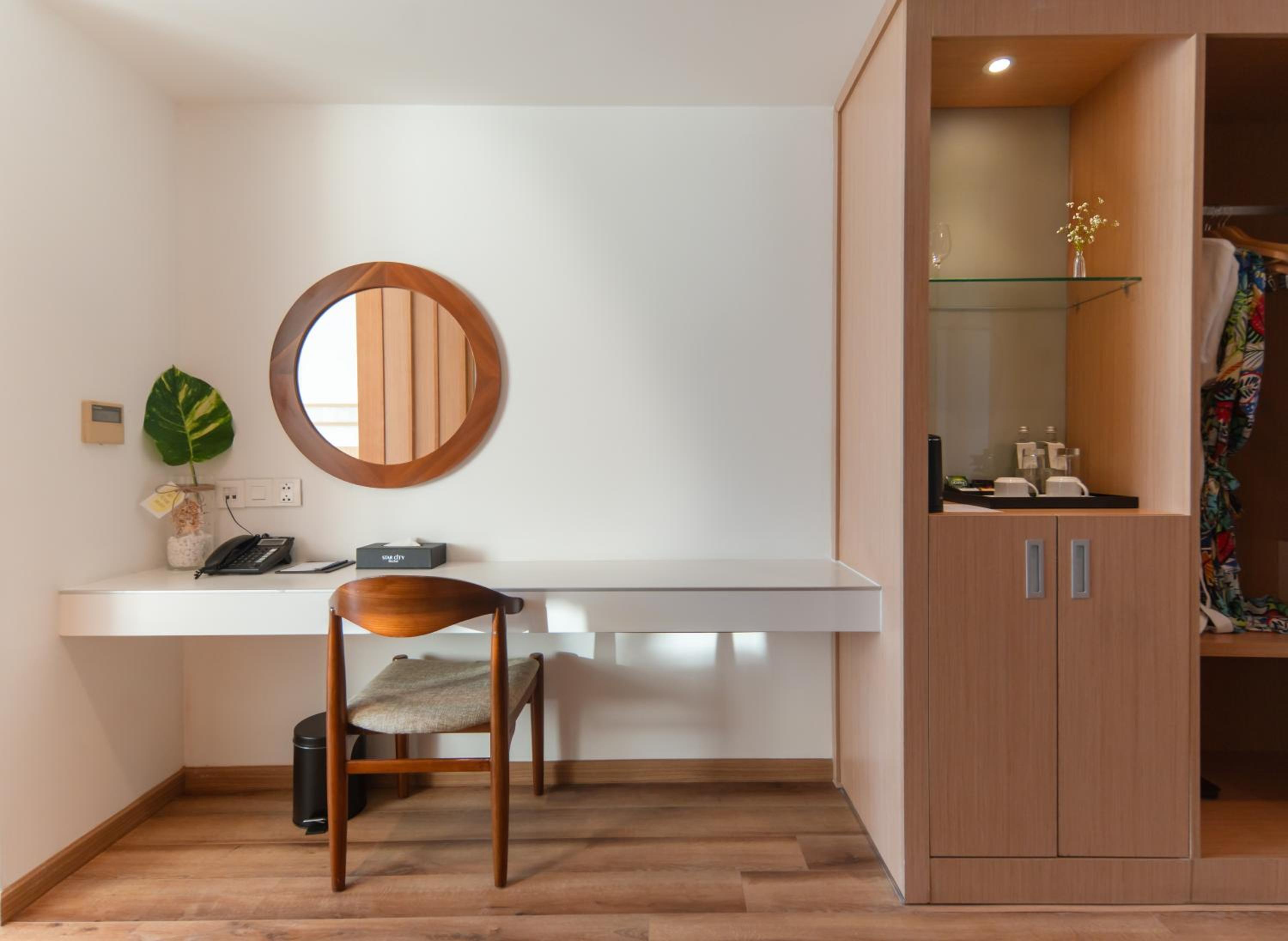Twin Room with View