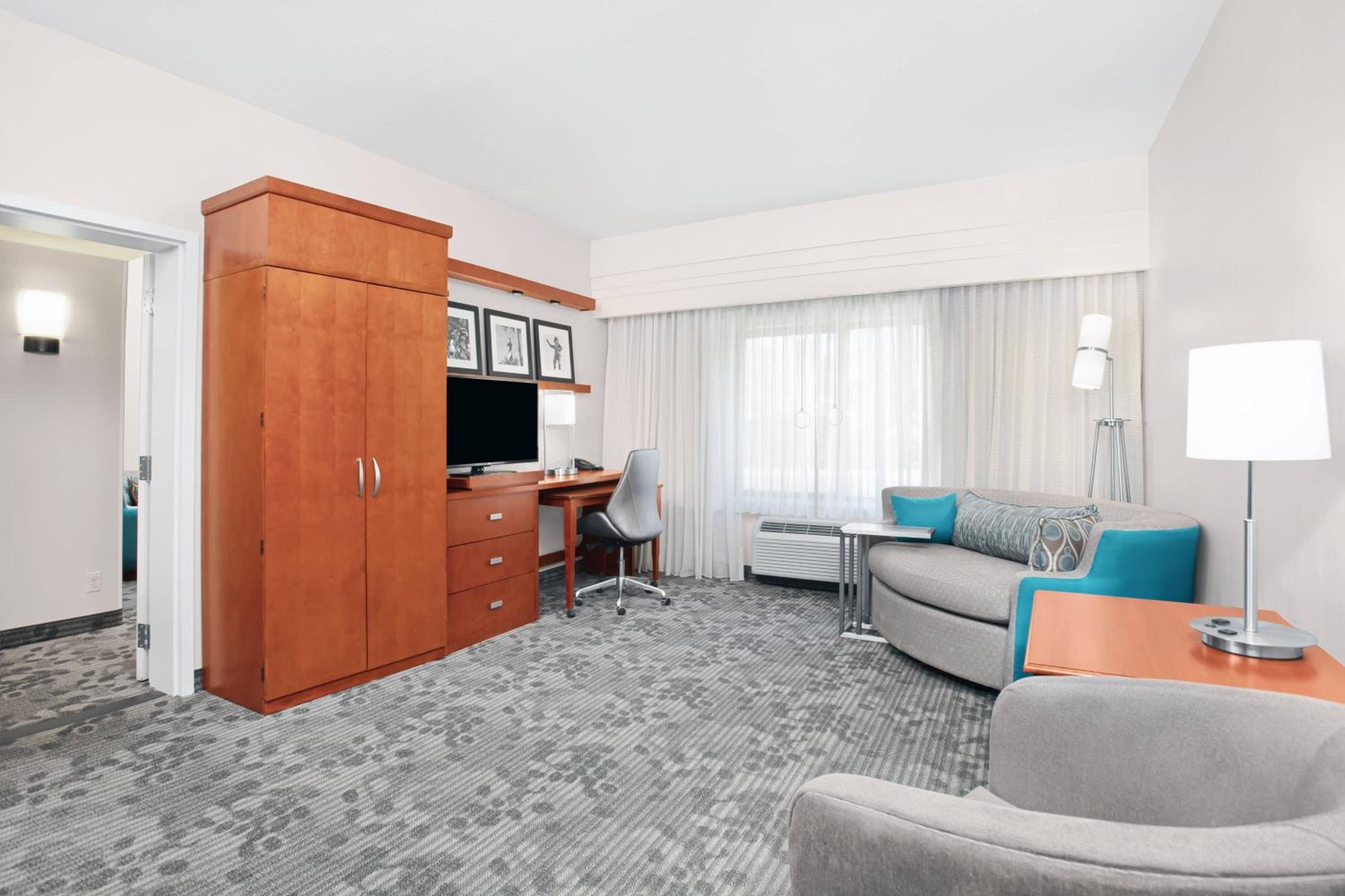 One-Bedroom King Suite with Sofa Bed - Photo 1