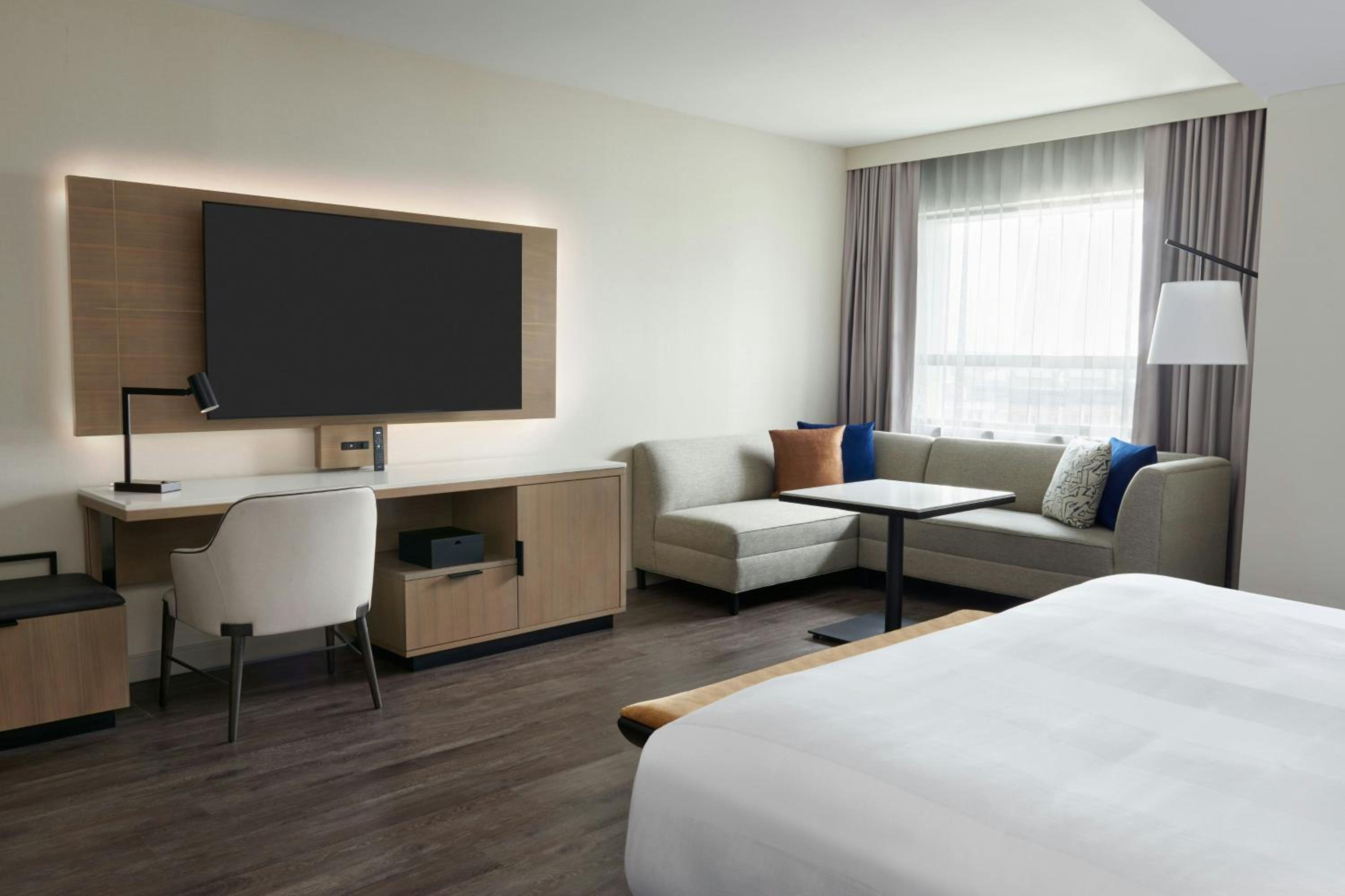 Executive King Room - Club Lounge Access