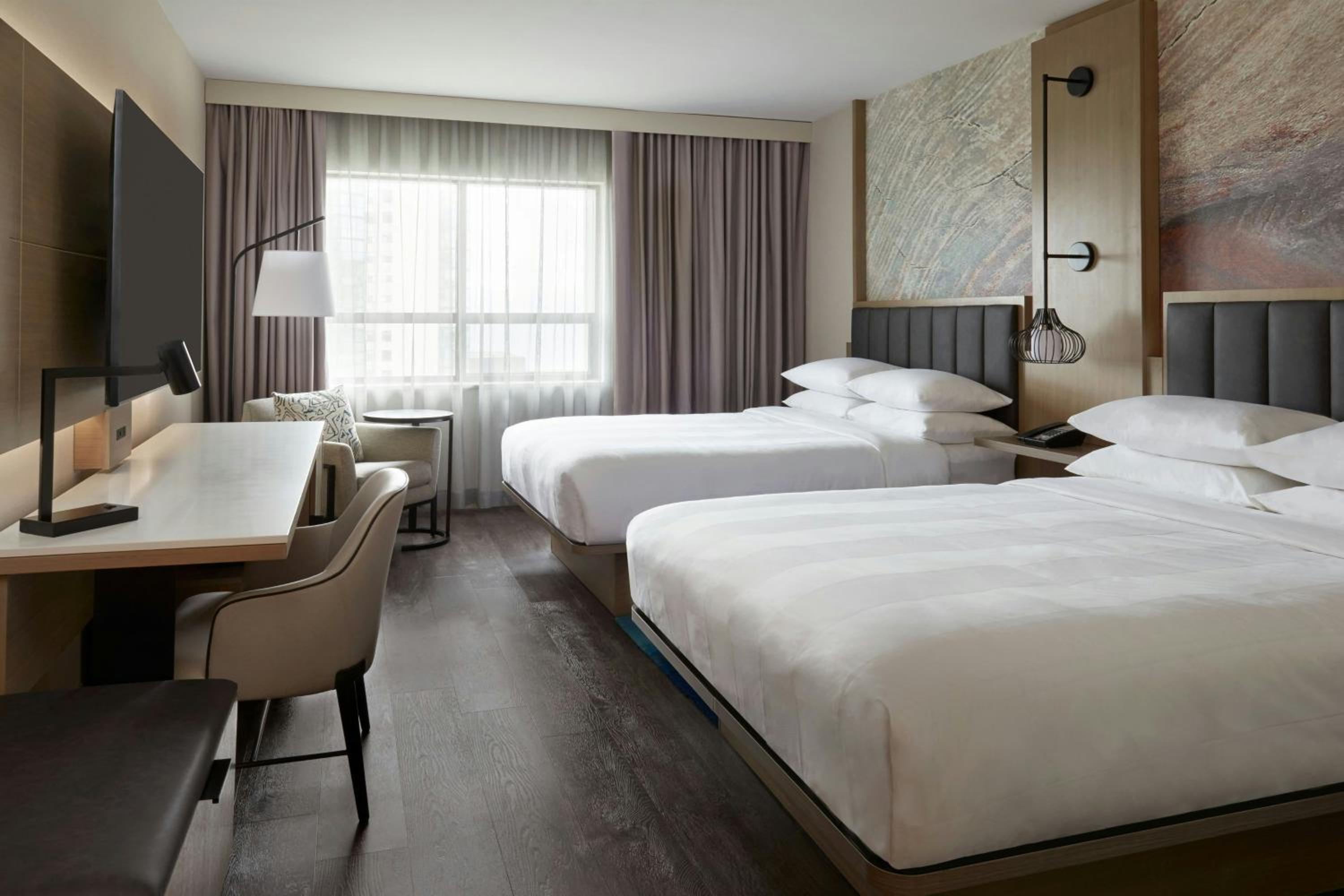 Queen Room with Two Queen Beds - Club Lounge Access