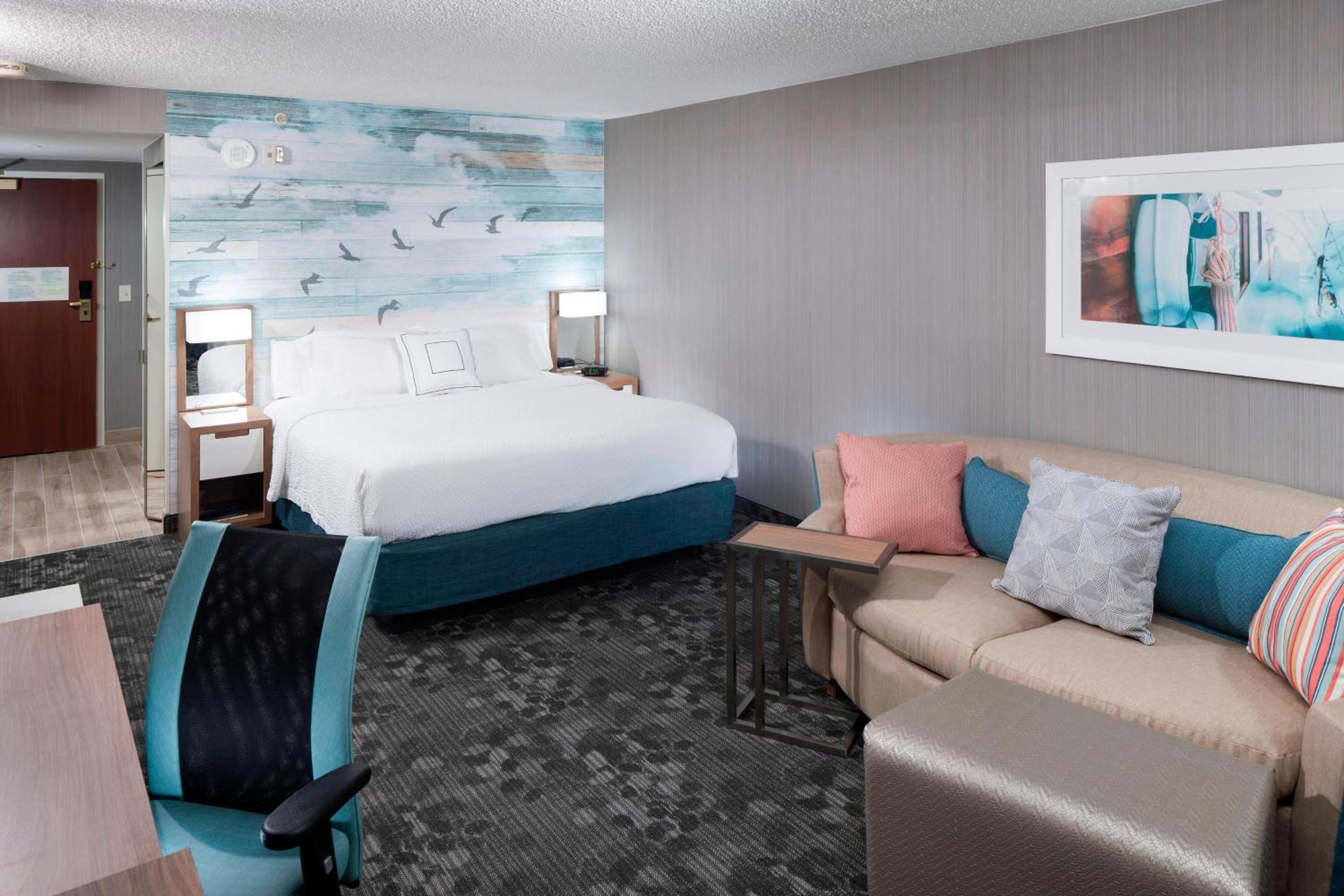 King Room with Sofa Bed - High Floor - Photo 1