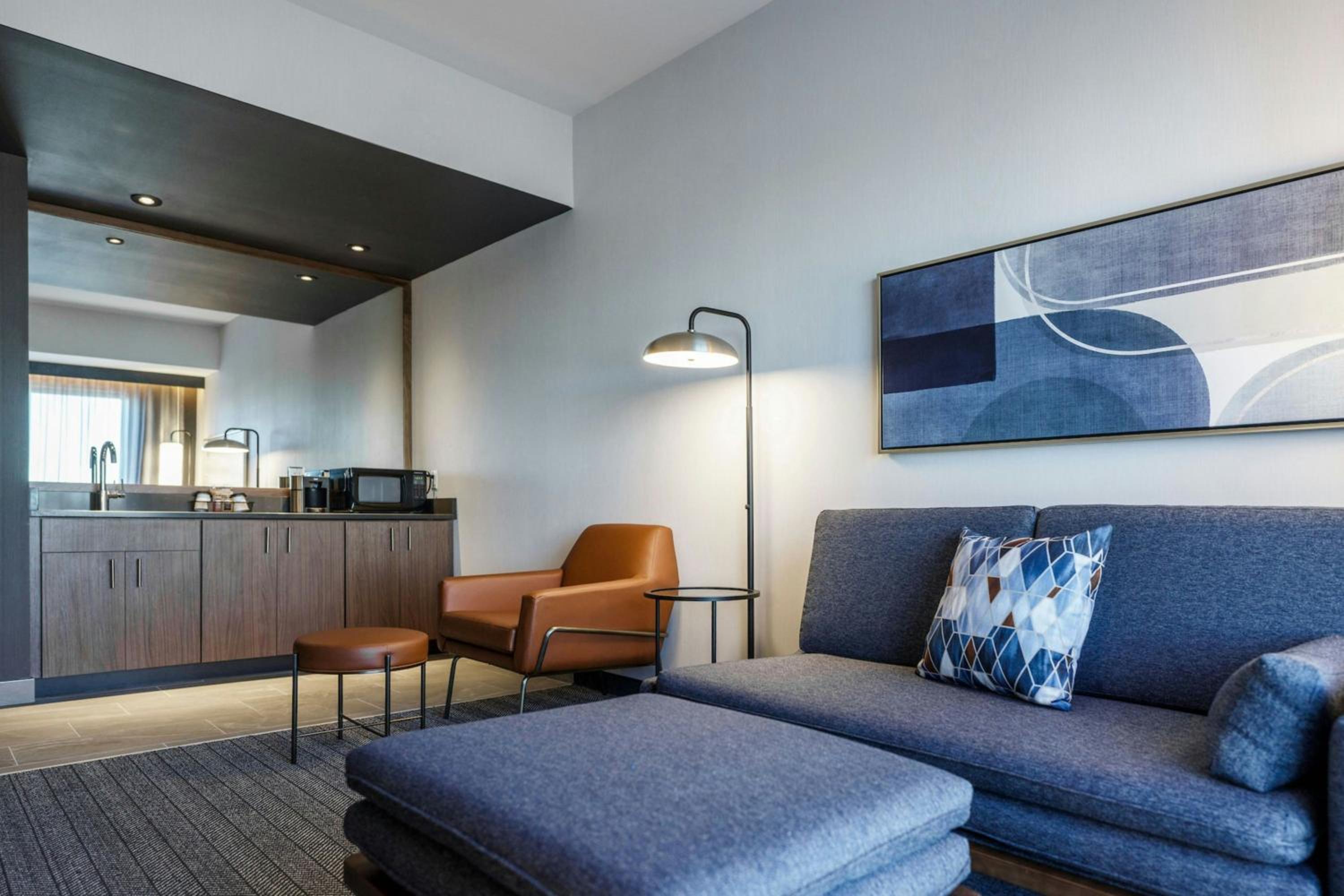One-Bedroom King Suite with Sofa Bed - Photo 1