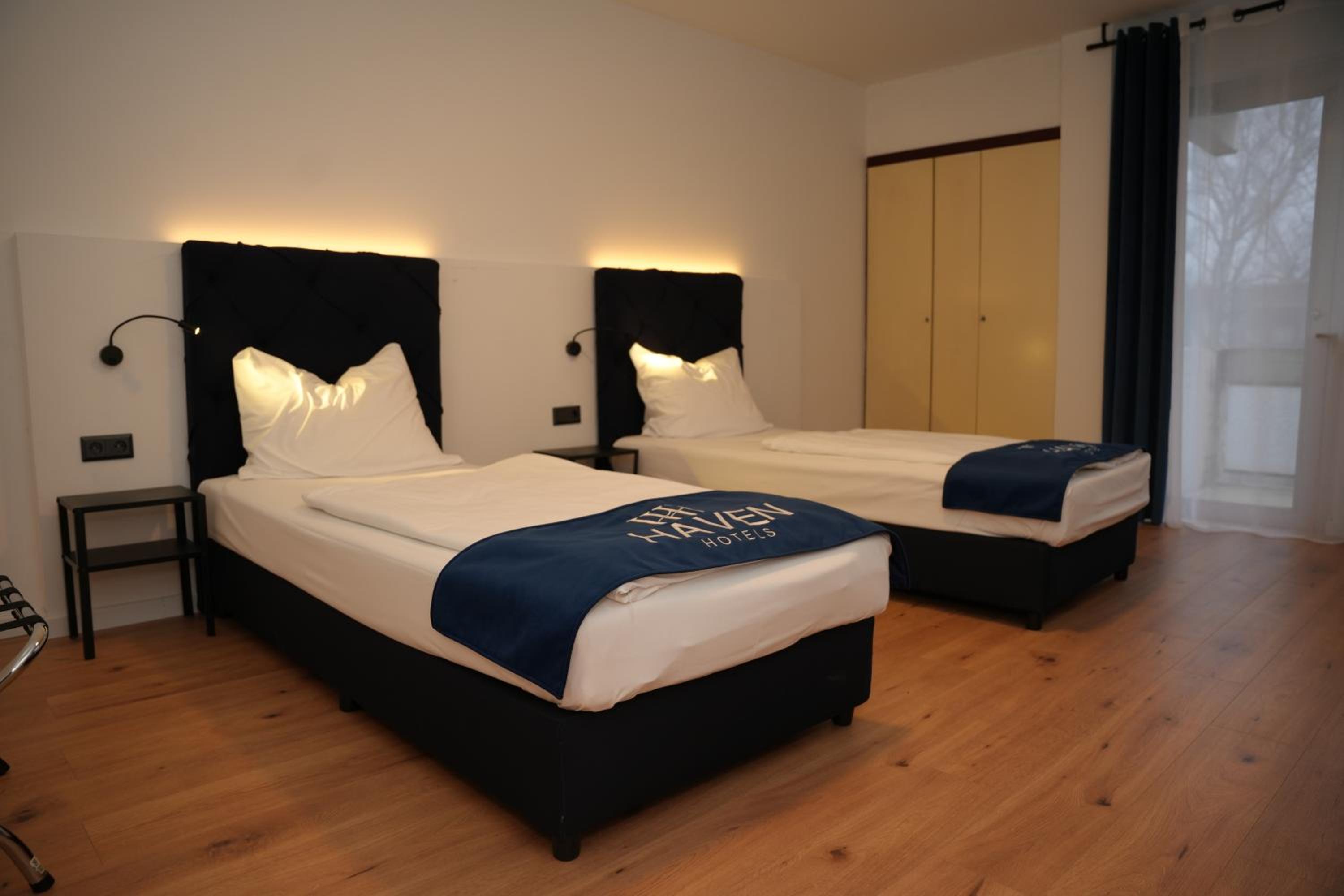 Deluxe Double or Twin Room - Photo 5