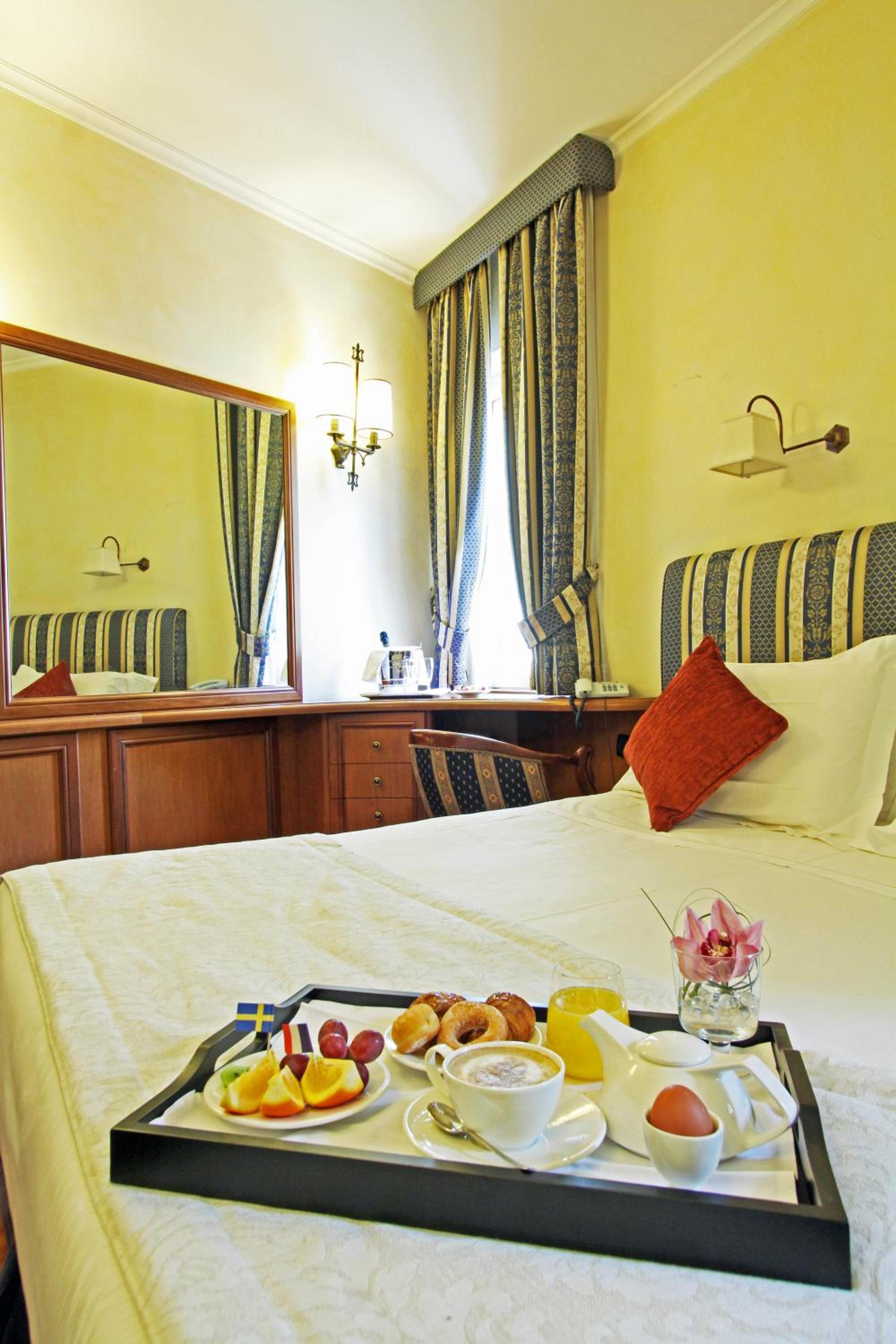 Double Or Twin Room photo 3