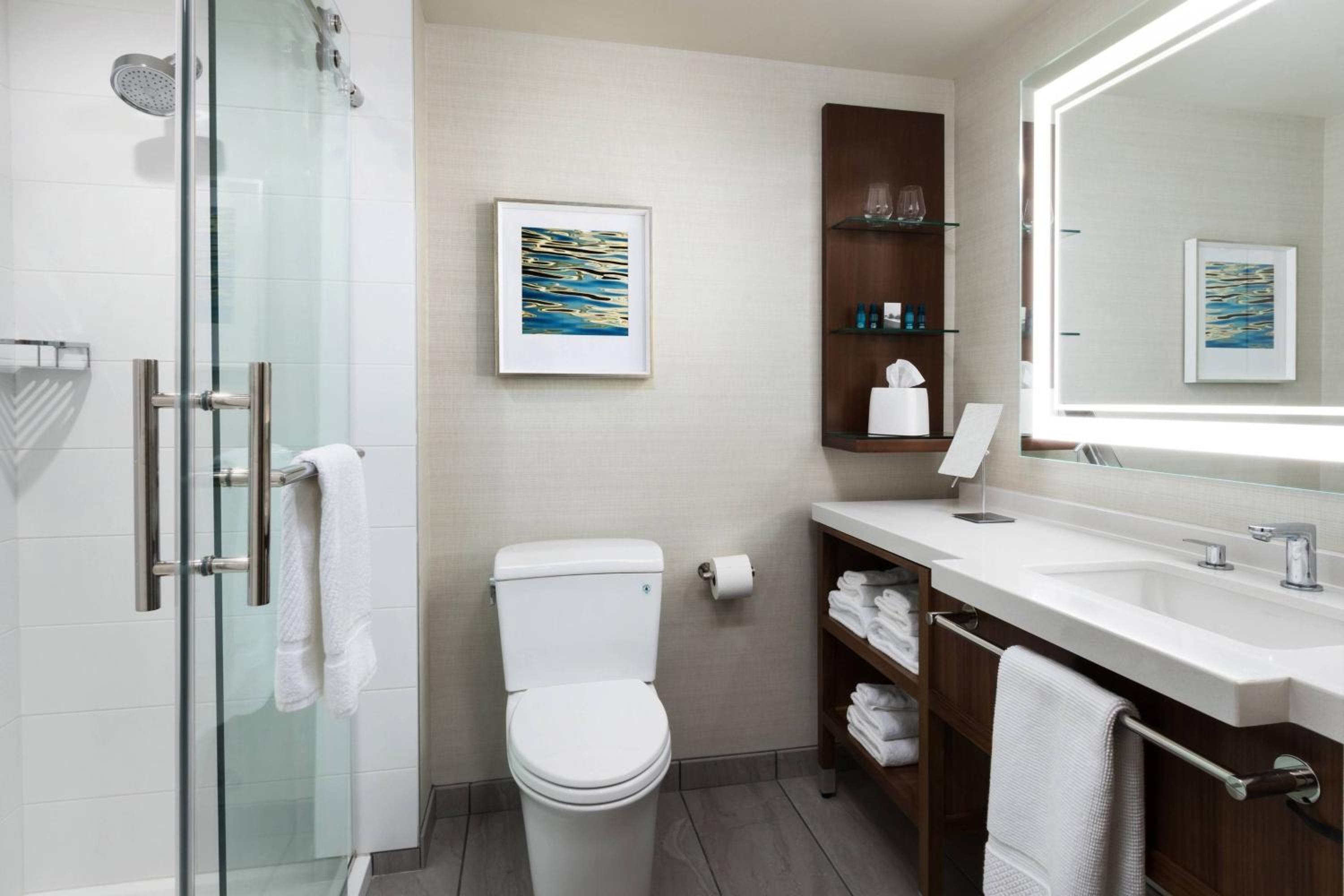 Queen Room with Two Queen Beds - Hearing Accessible - Photo 6