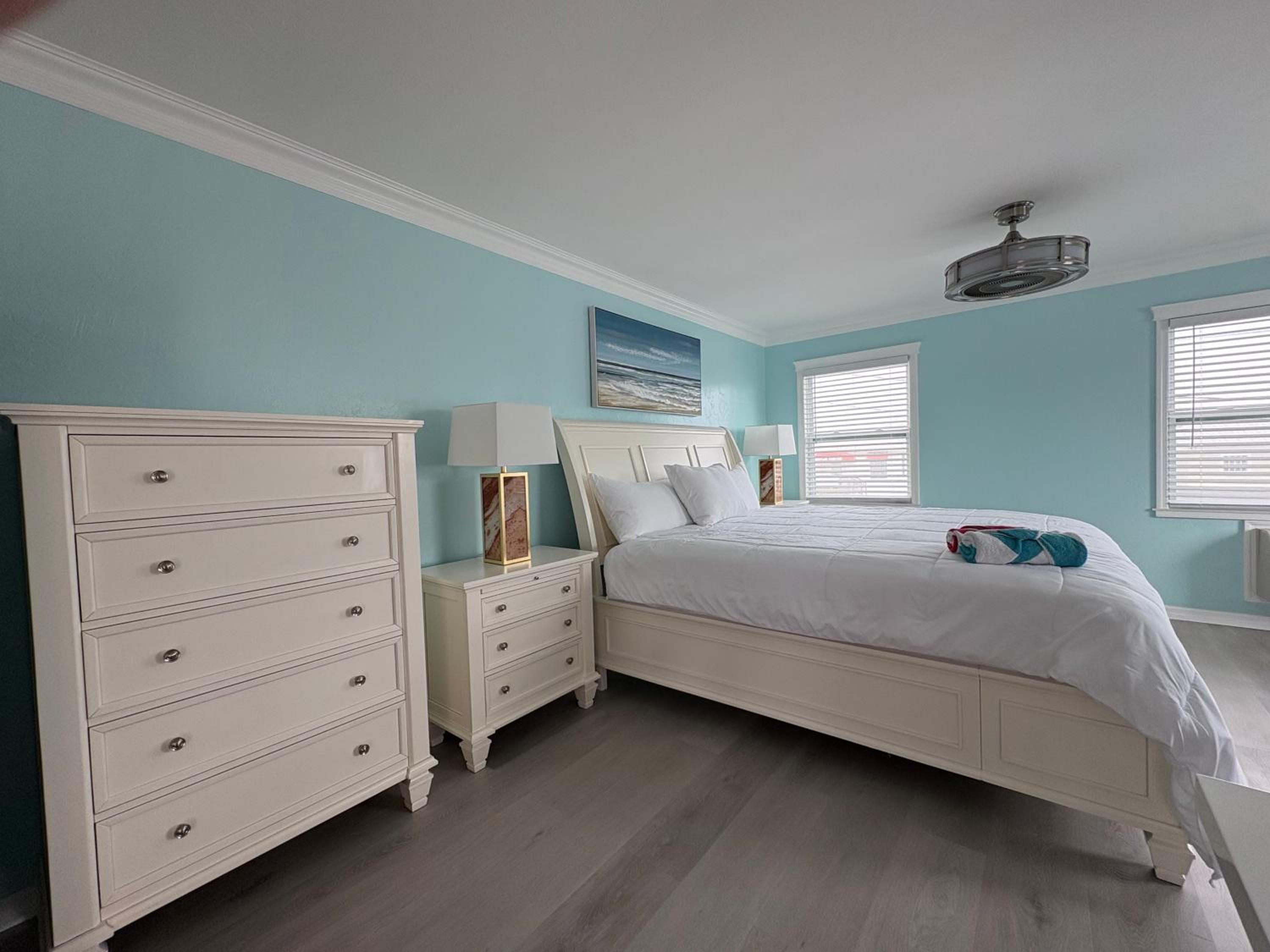 Premier King Room - Photo 5
