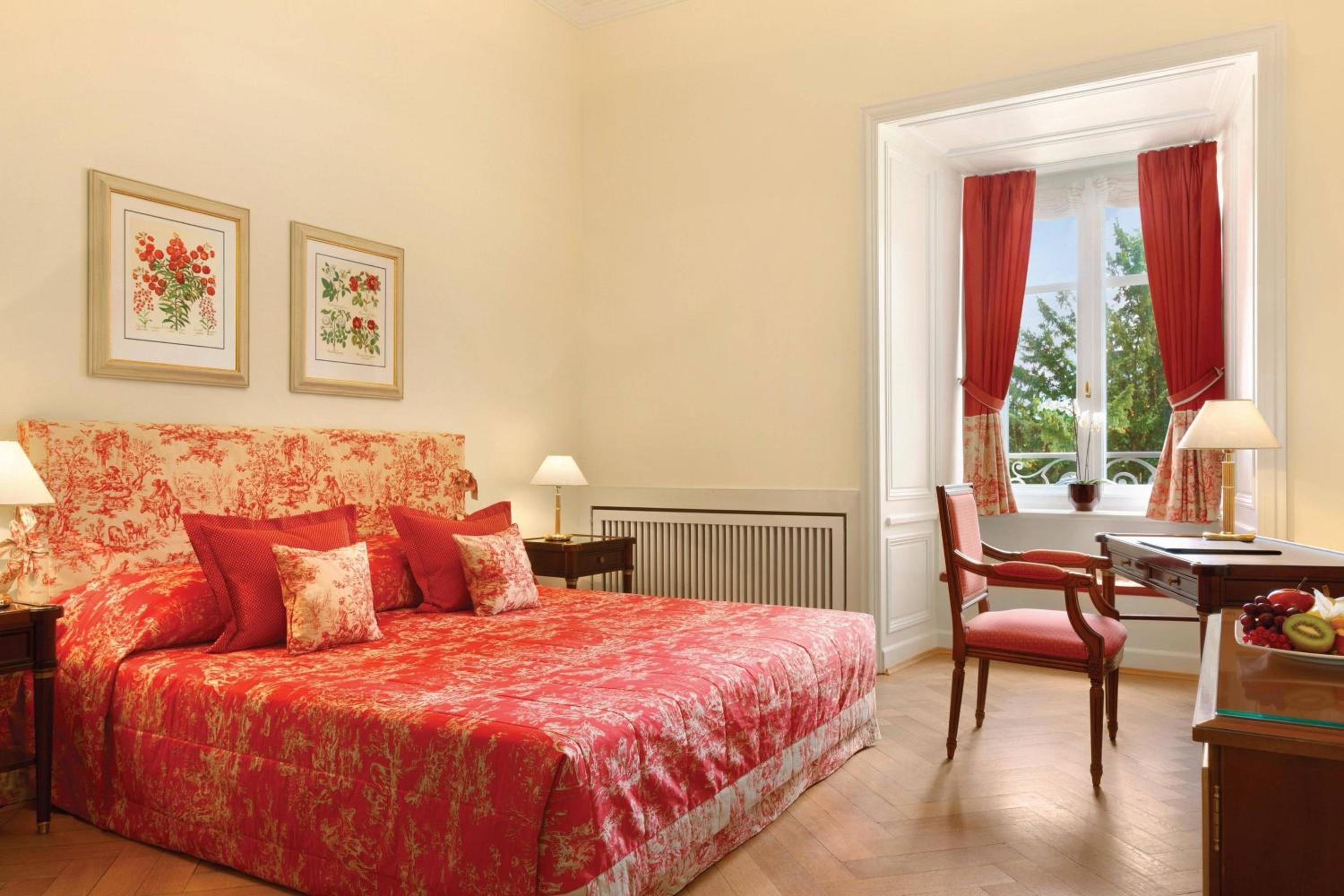 Classic Double, Guest room, 1 Queen, Garden view