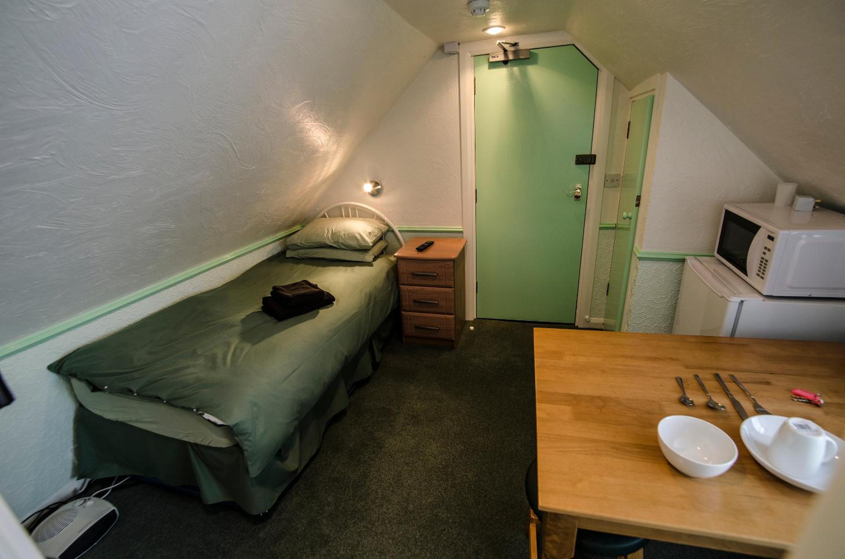 Budget Single Room