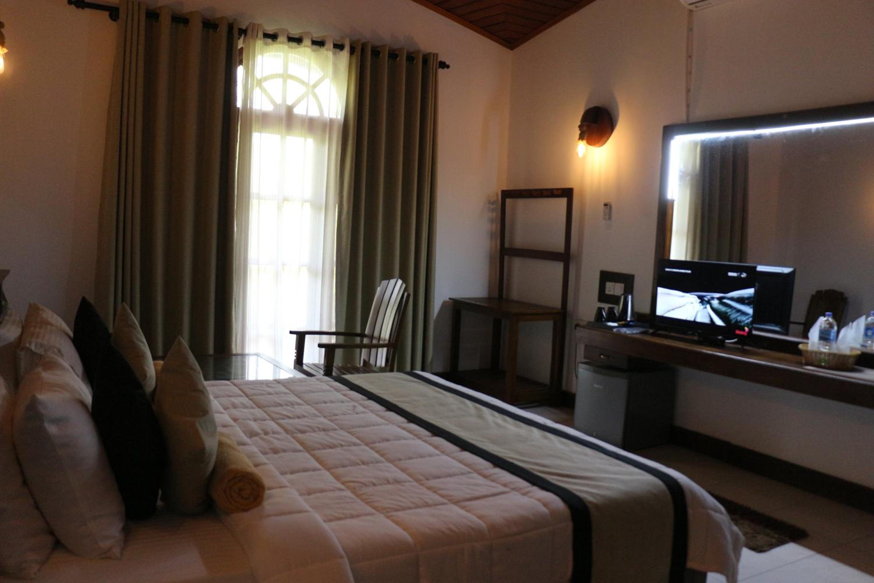 Apartment with View and Balcony photo 1