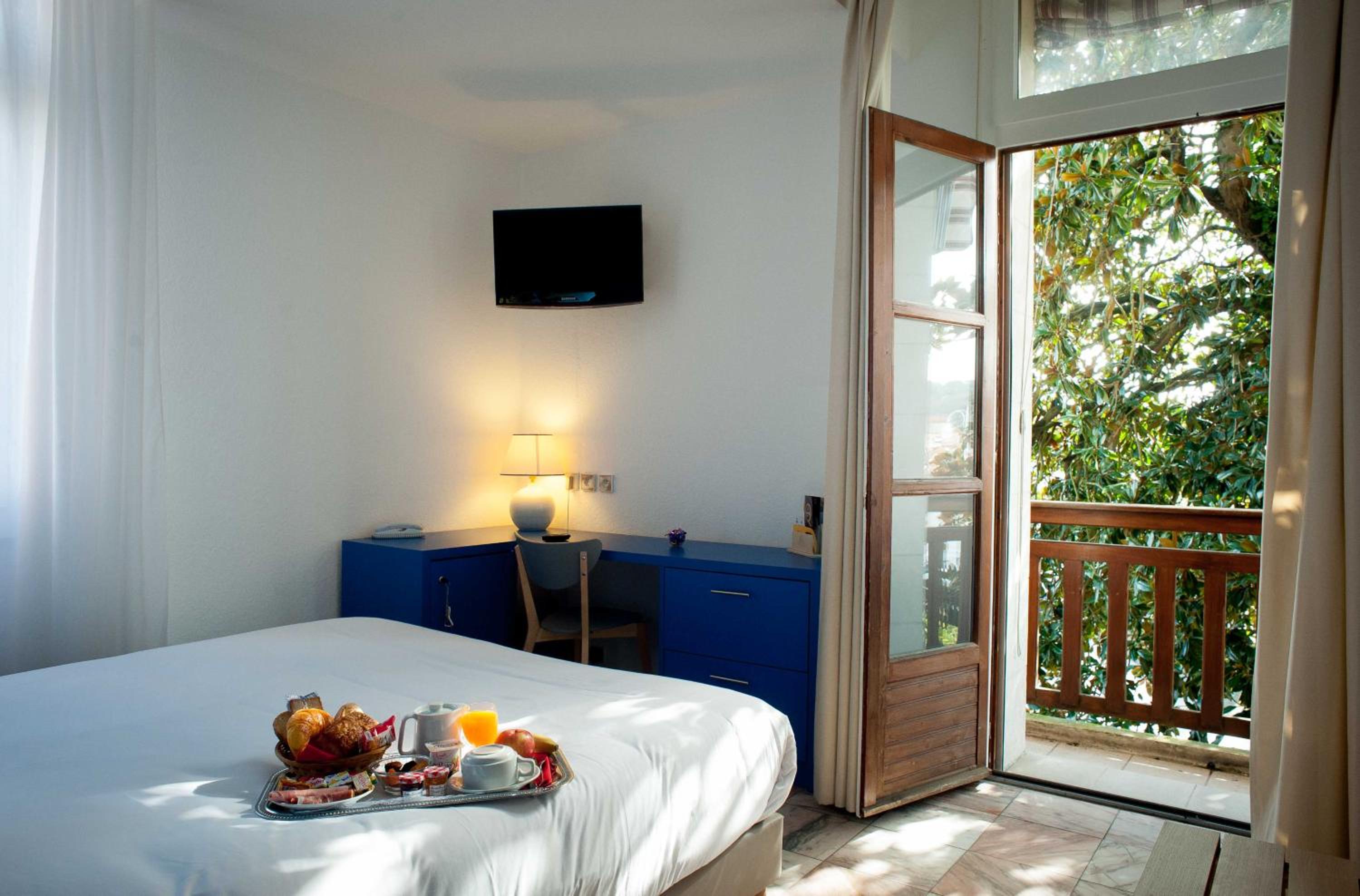 Double Room - Photo 4